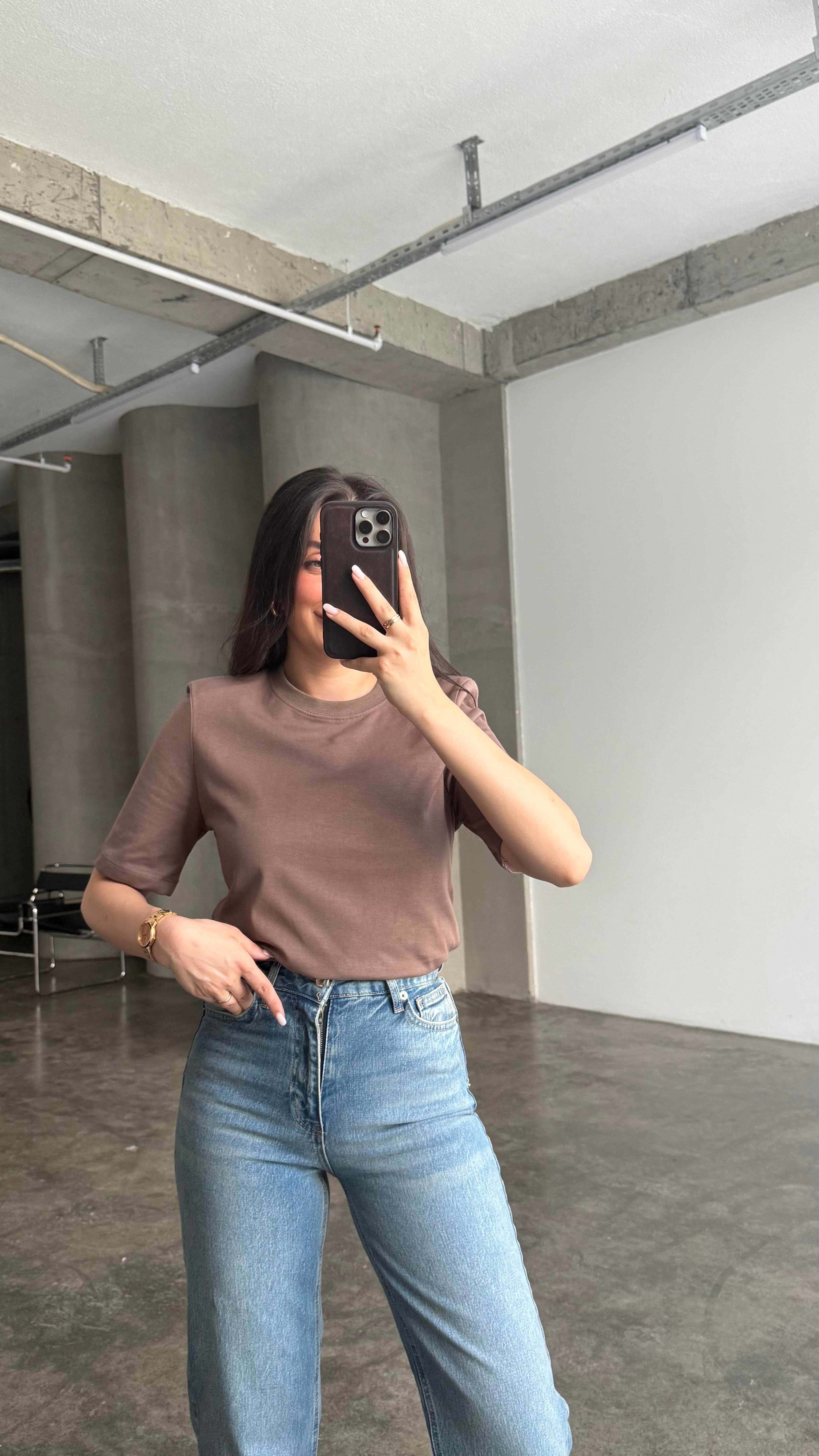 Mad Kakao Vatkalı Basıc Tişört