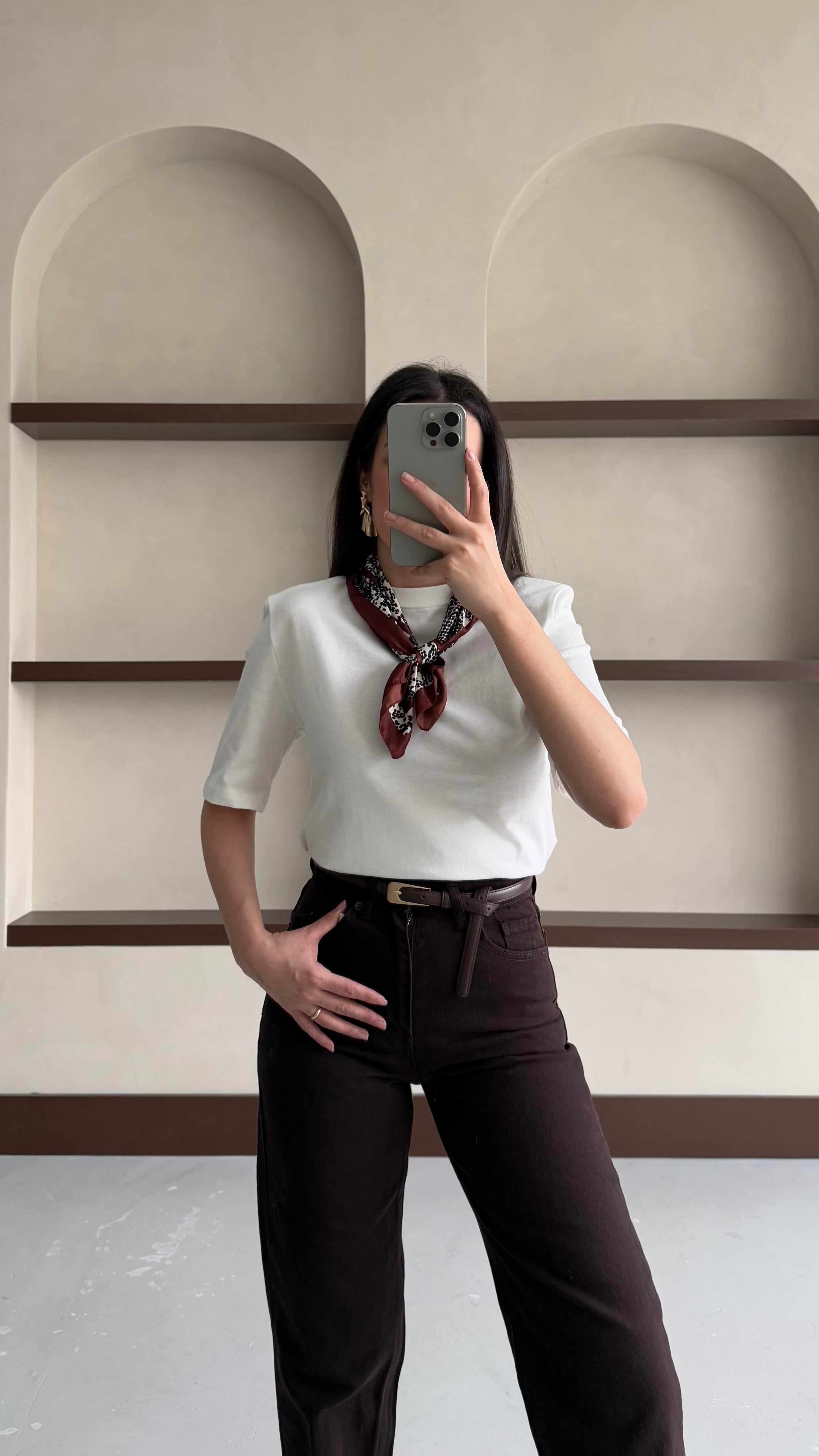 Mad Krem Vatkalı Basıc Tişört