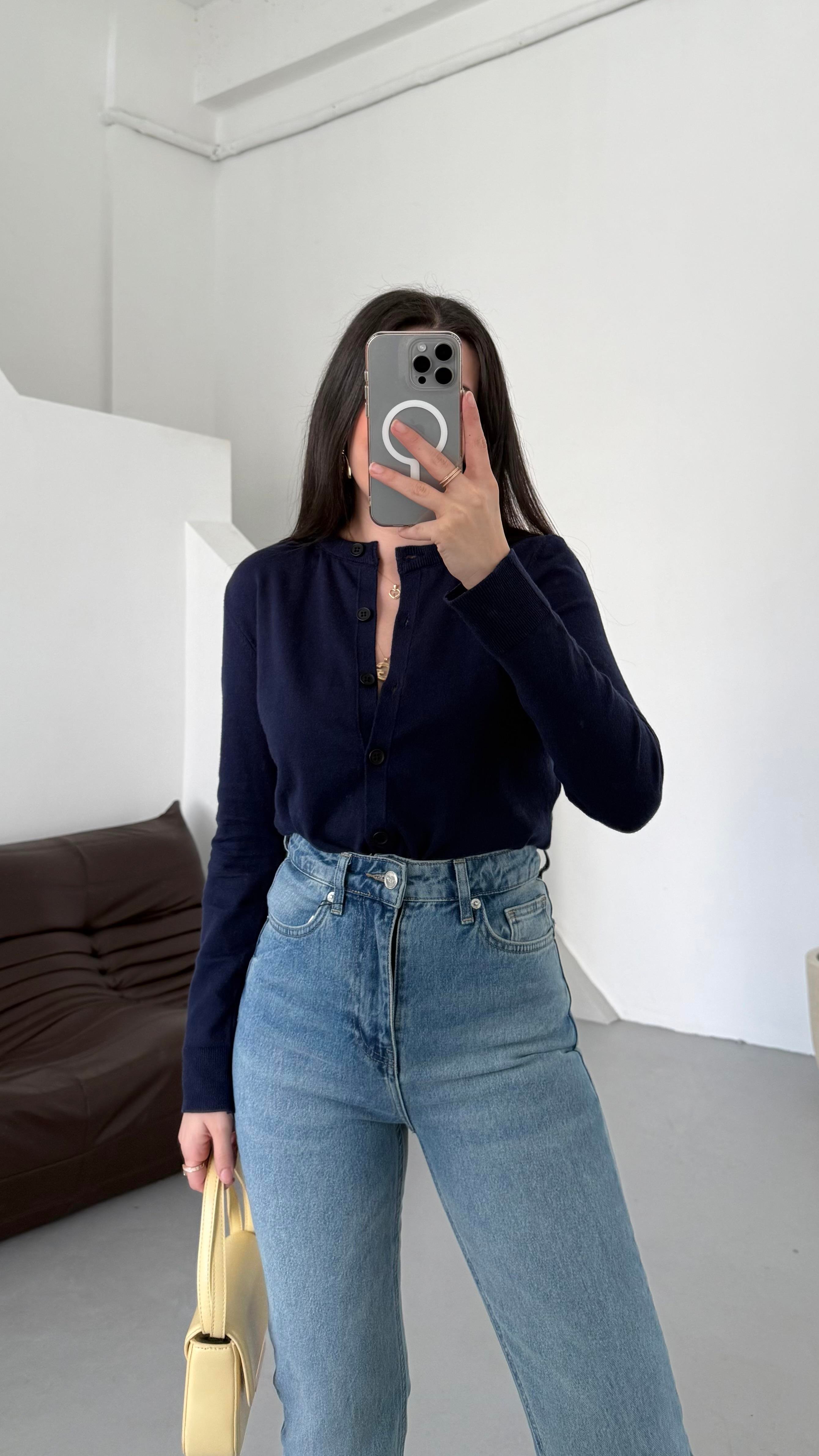 Mad Laci Dokulu Basıc Triko Hırka