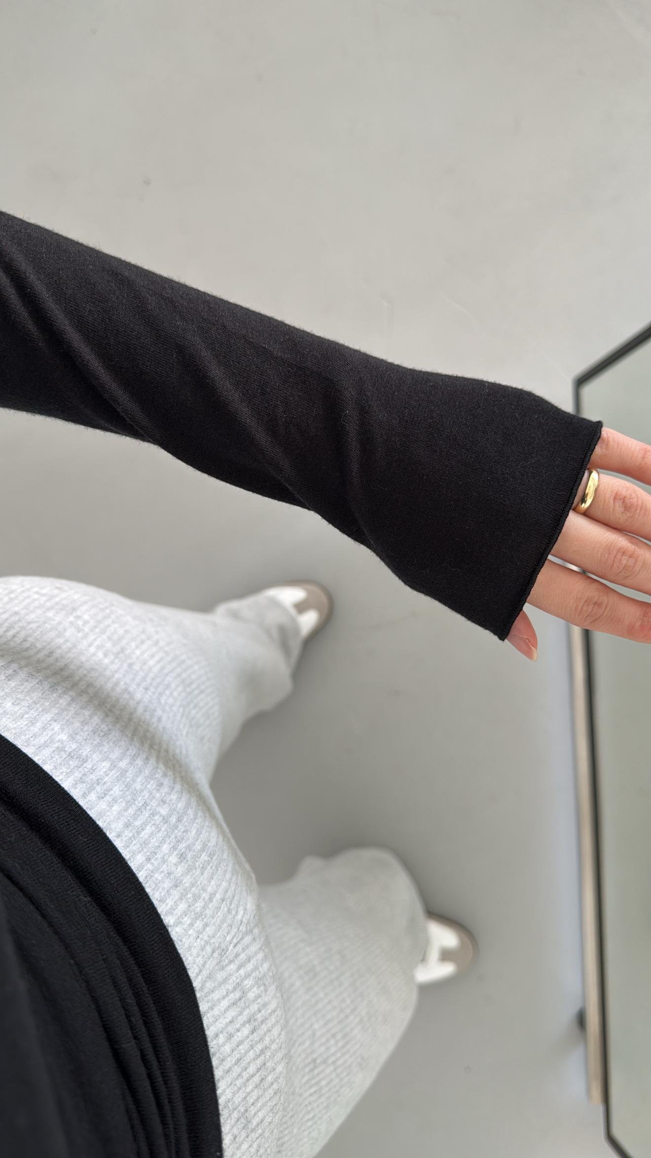 Mad Siyah Kaşmir Karışımlı Basıc Bluz