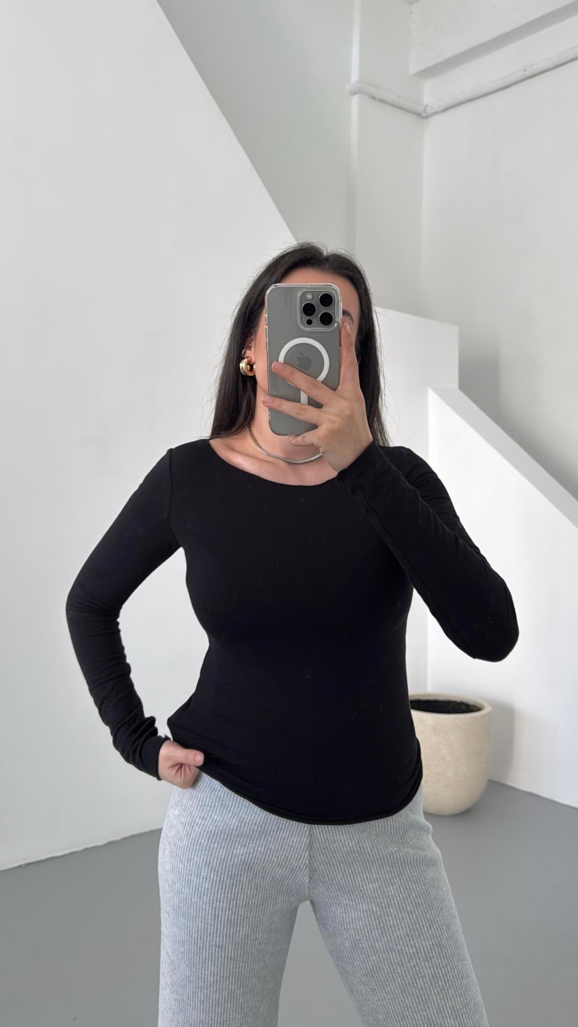 Mad Siyah Kaşmir Karışımlı Basıc Bluz