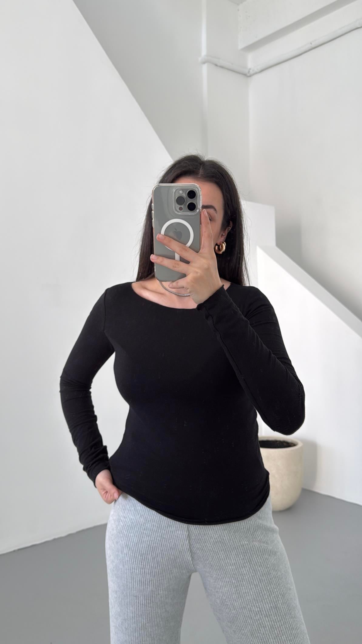 Mad Siyah Kaşmir Karışımlı Basıc Bluz