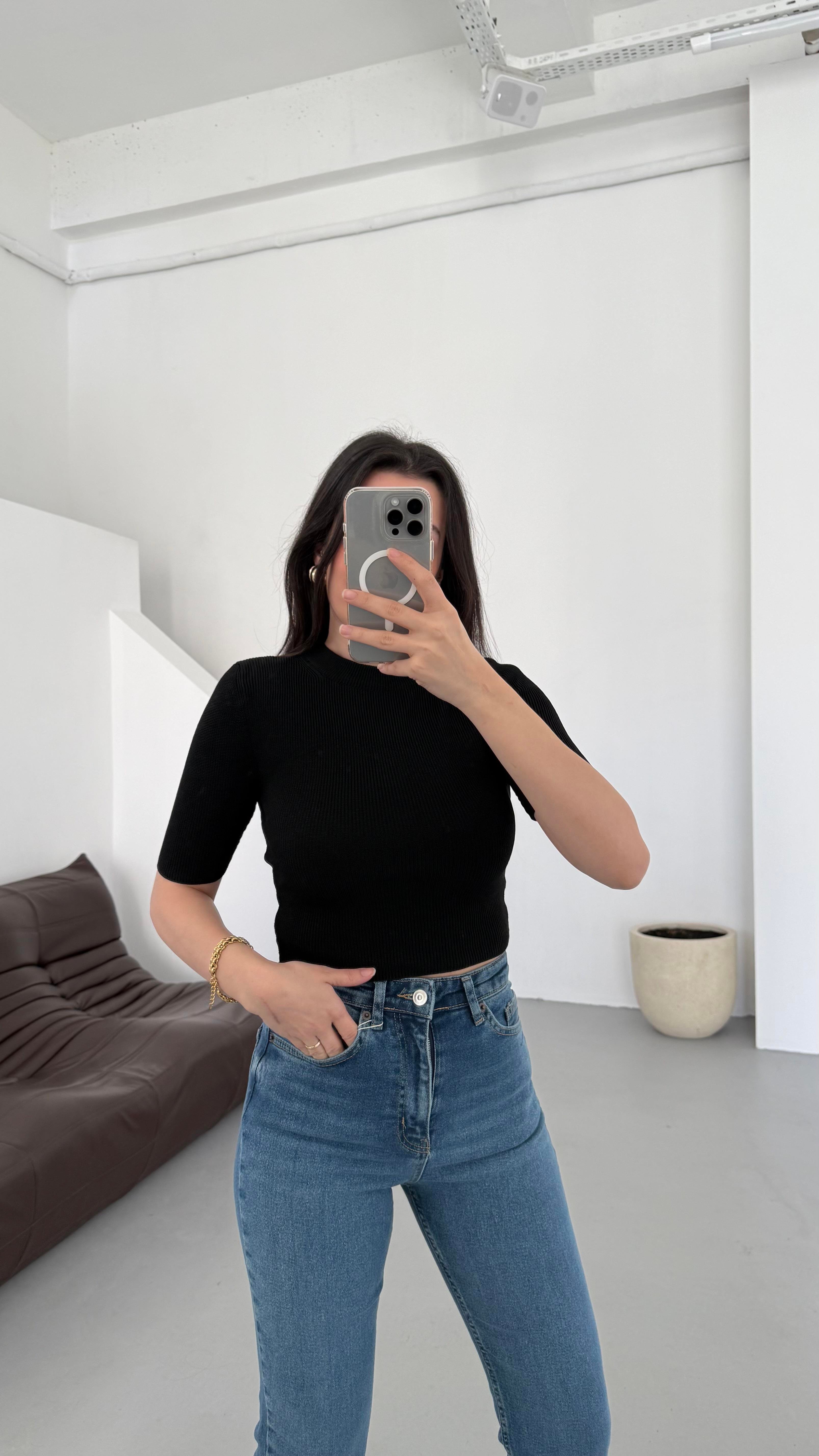 Mad Siyah Kısa Kollu Örme Triko