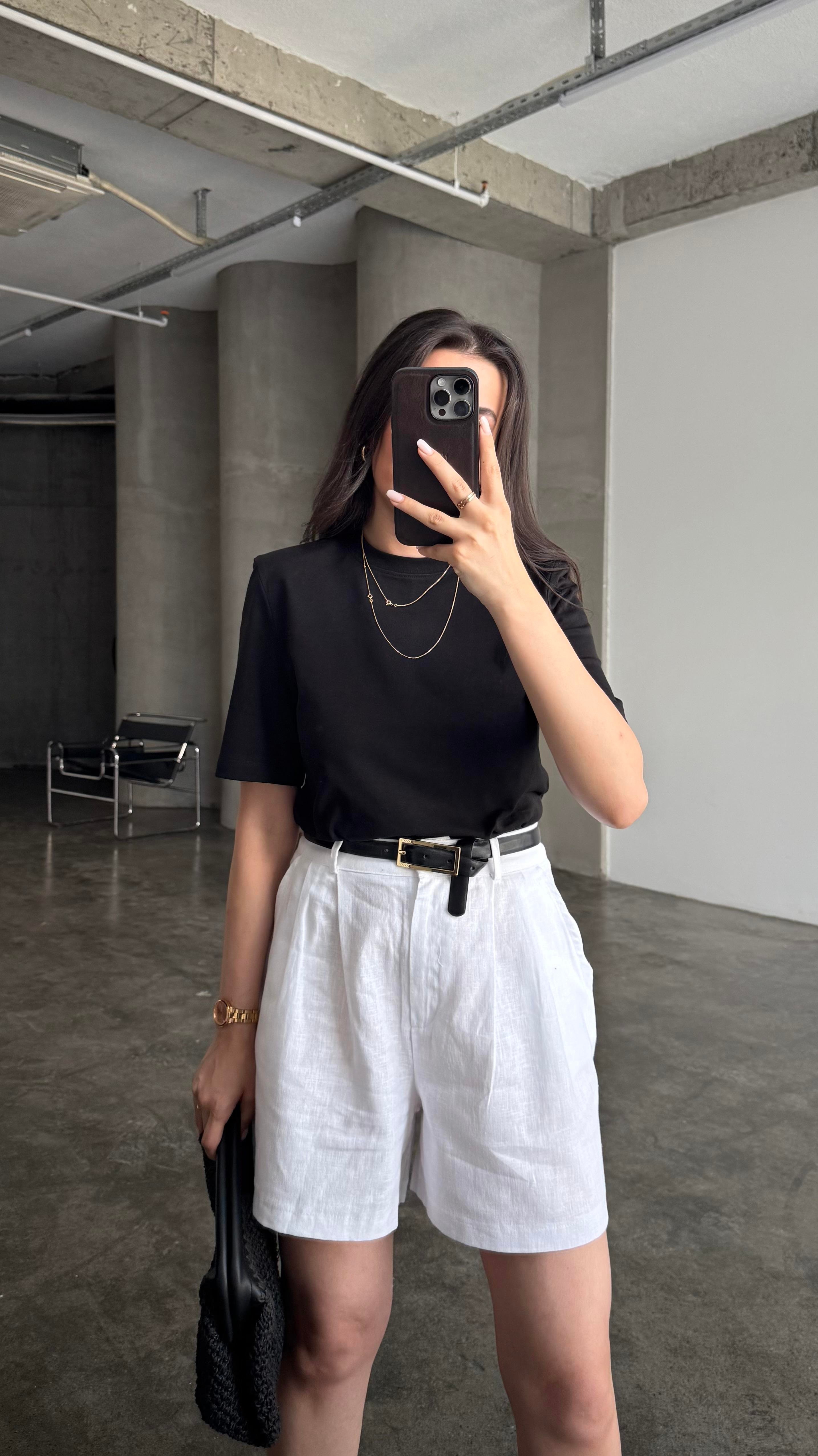 Mad Siyah Vatkalı Basıc Tişört