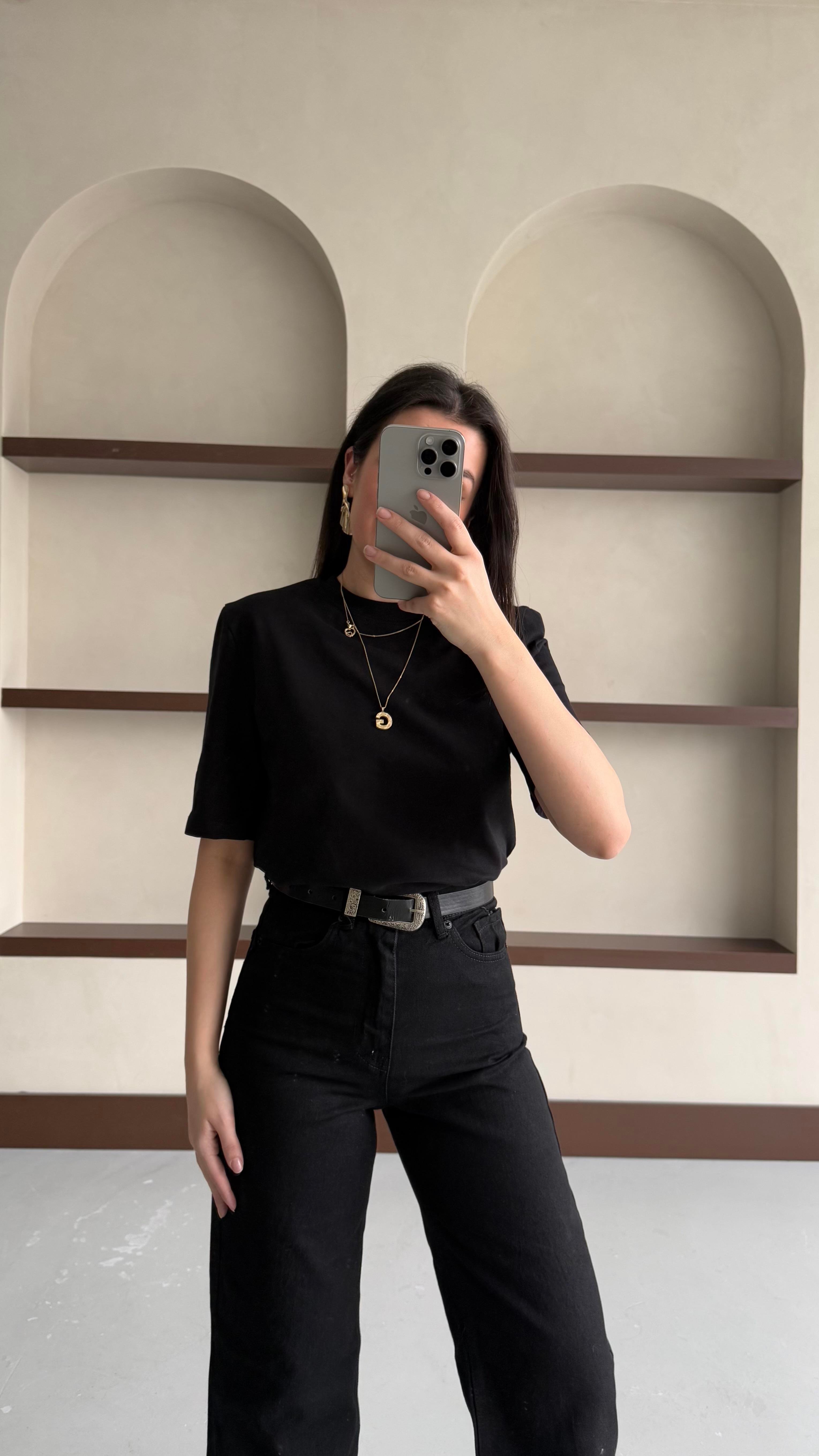 Mad Siyah Vatkalı Basıc Tişört