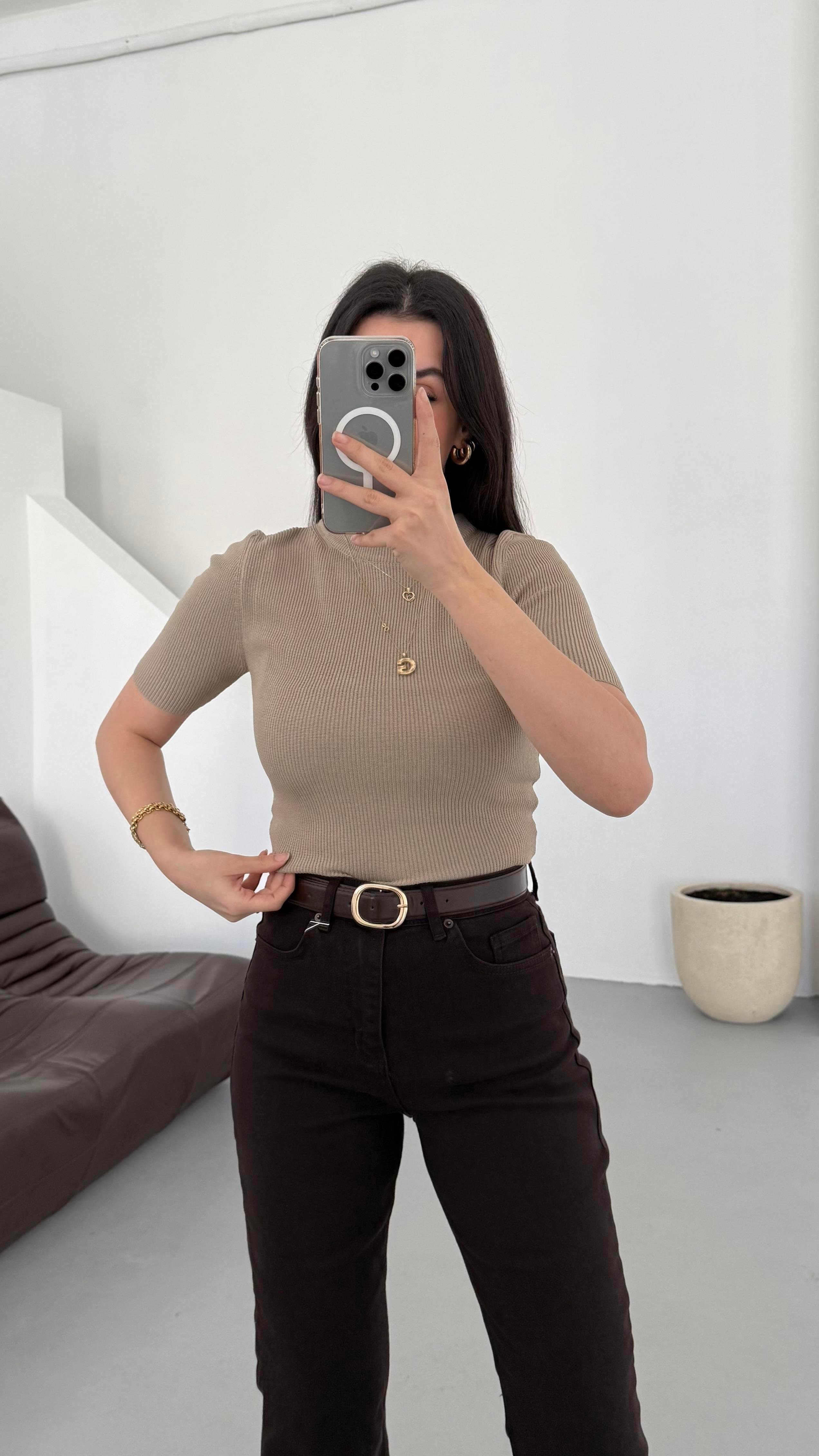 Mad Vizon Kısa Kol Örme Triko