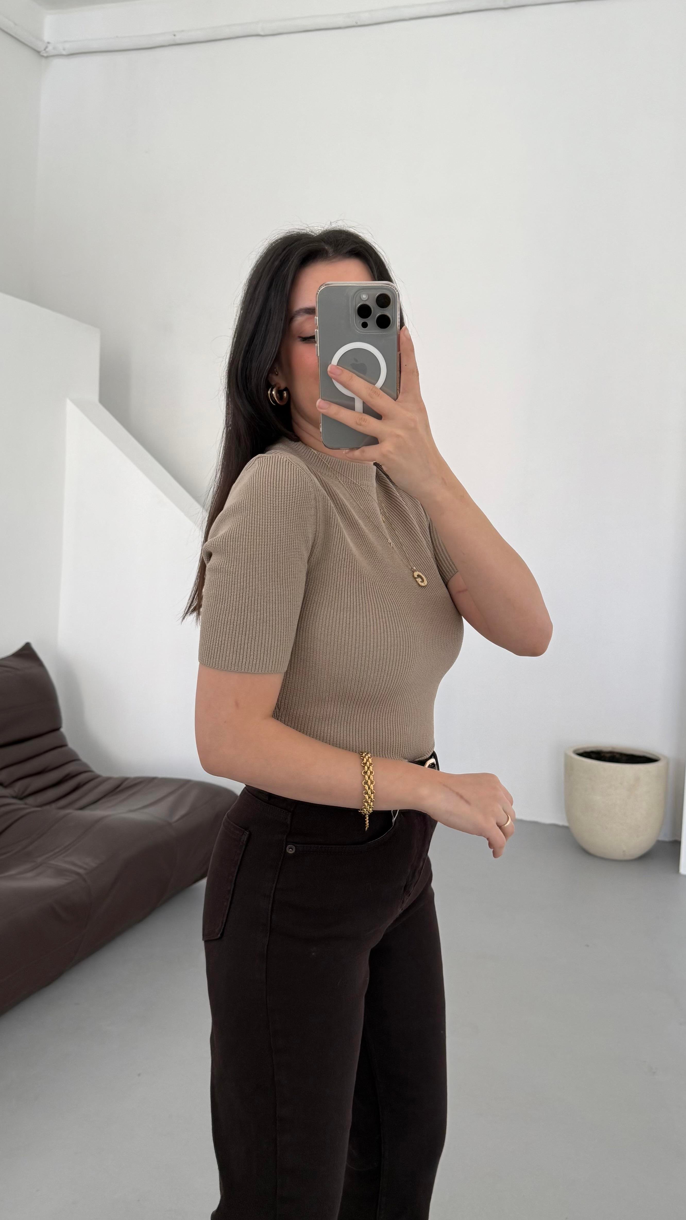 Mad Vizon Kısa Kol Örme Triko