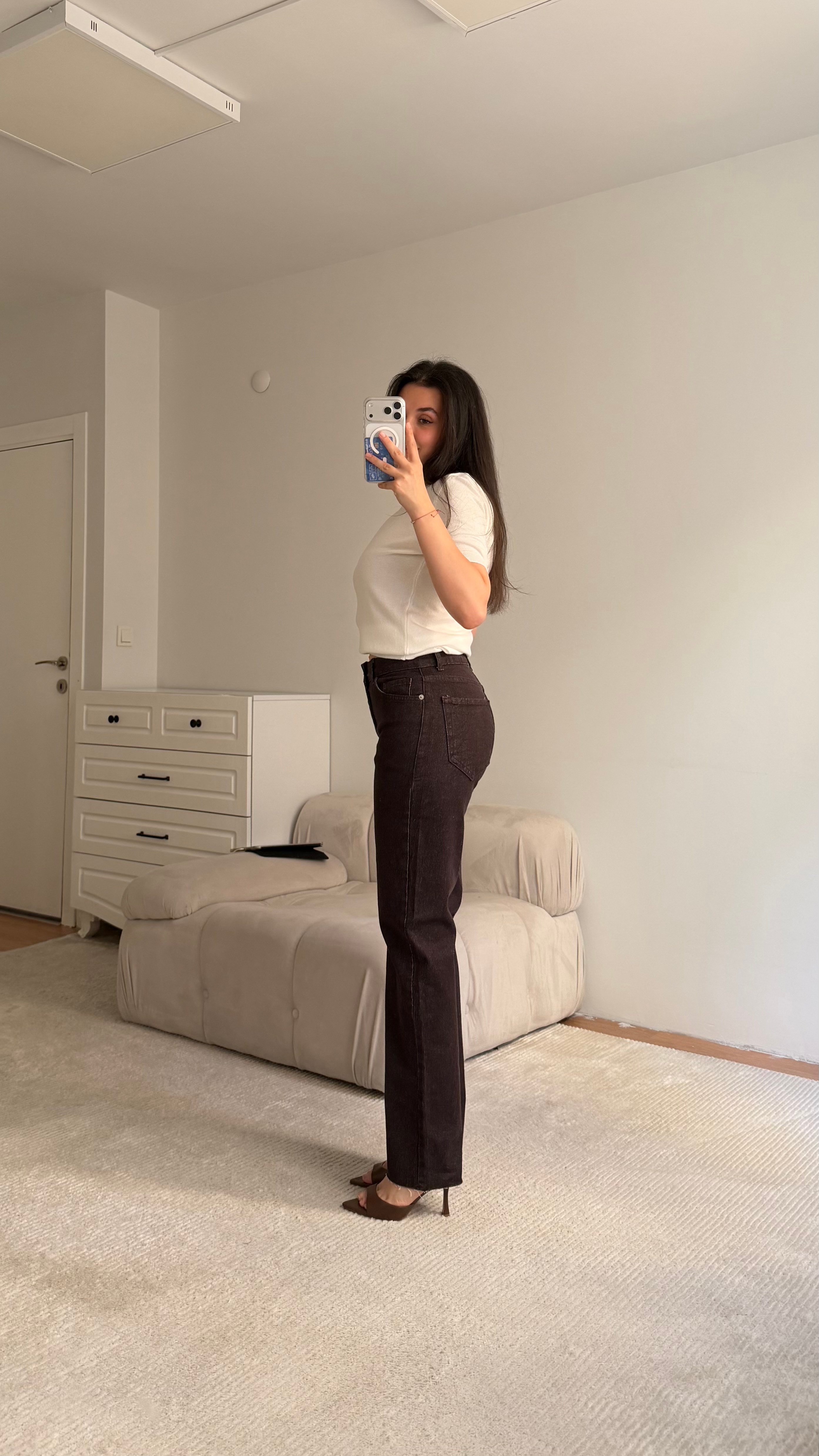 Marka Acı Kahve Yüksek / Orta Bel Düz Paça Jean