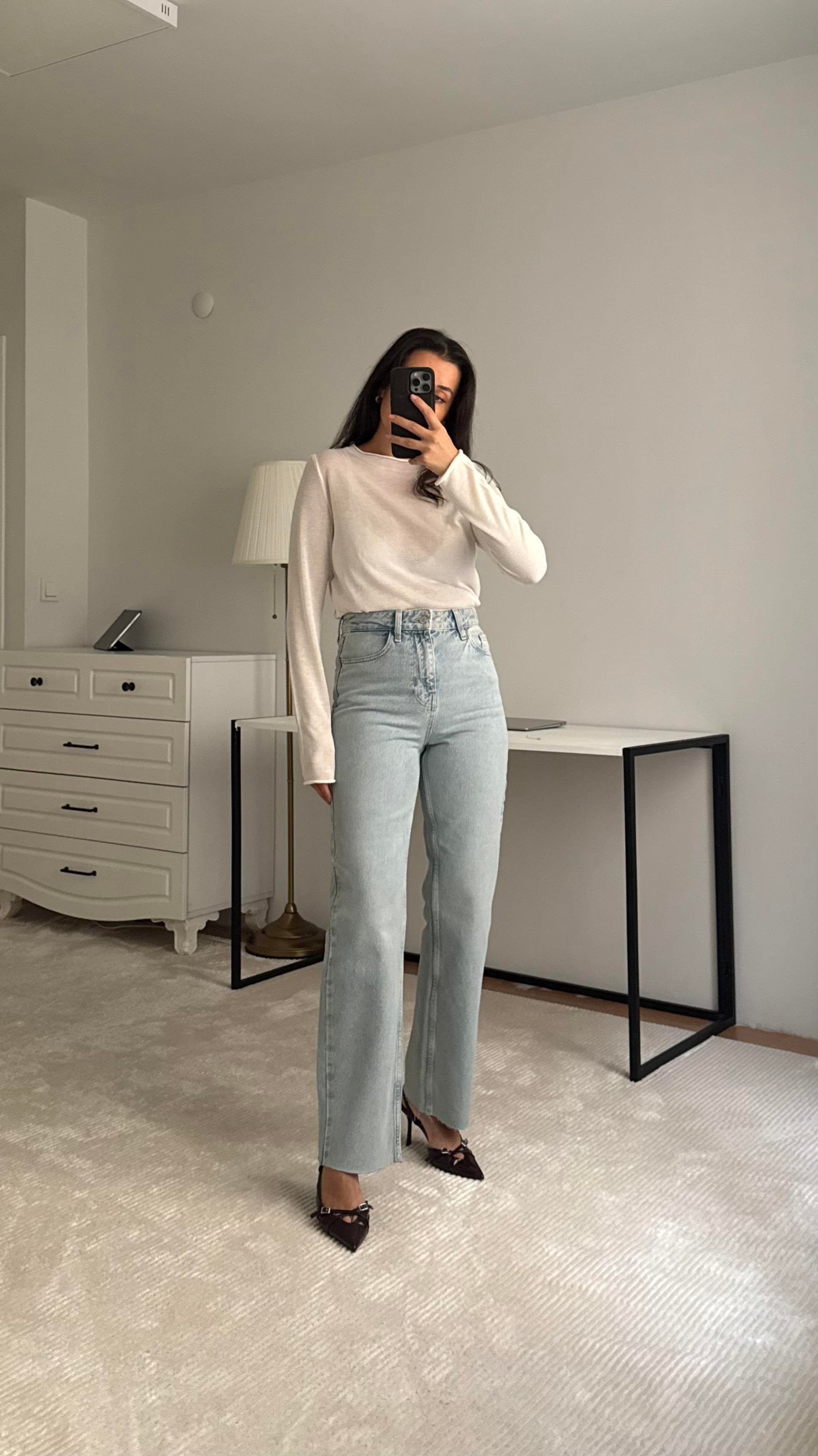 Marka Açık İndigo Straight Fit Jean