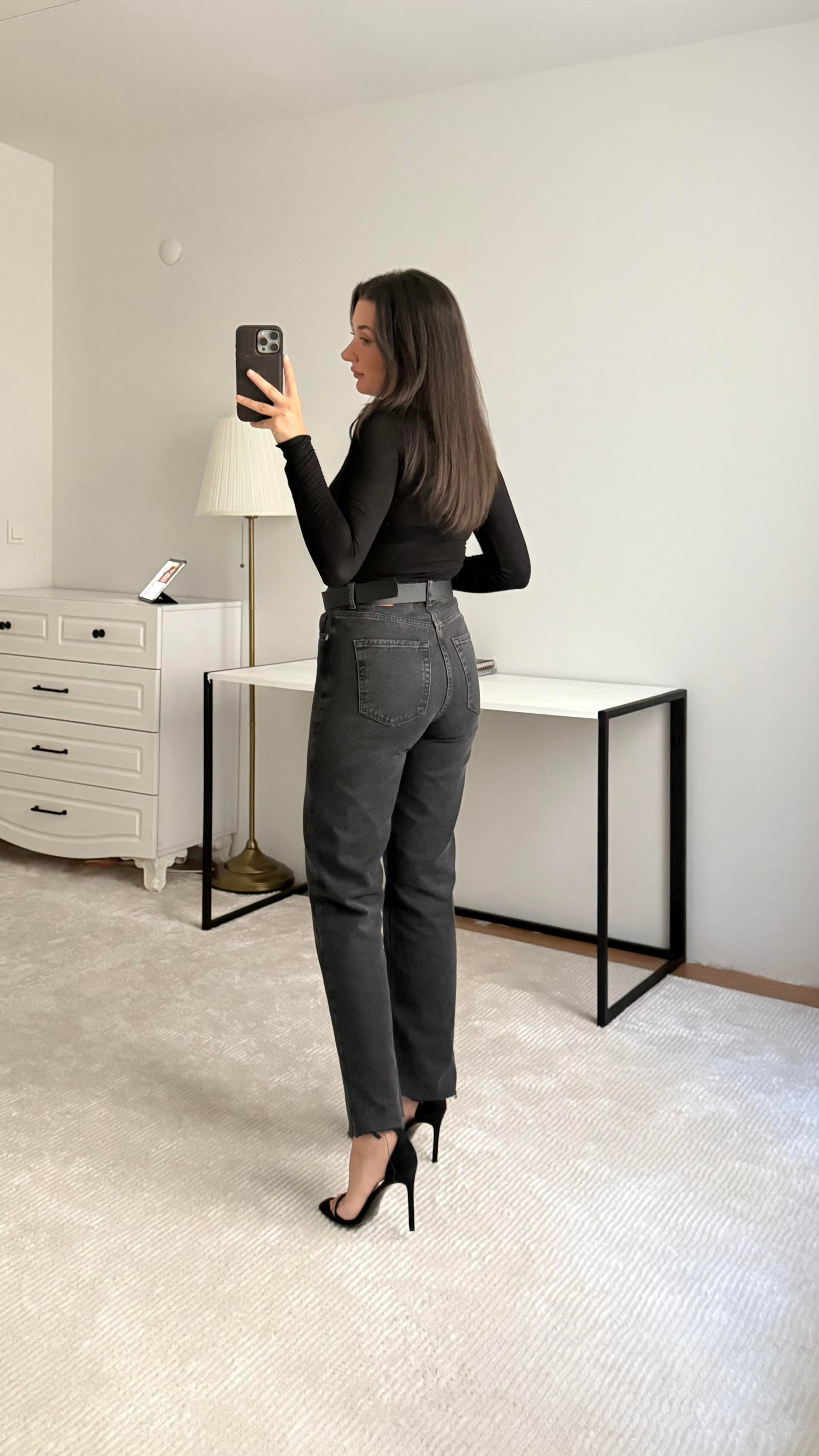 Marka Antrasit Straight Jean