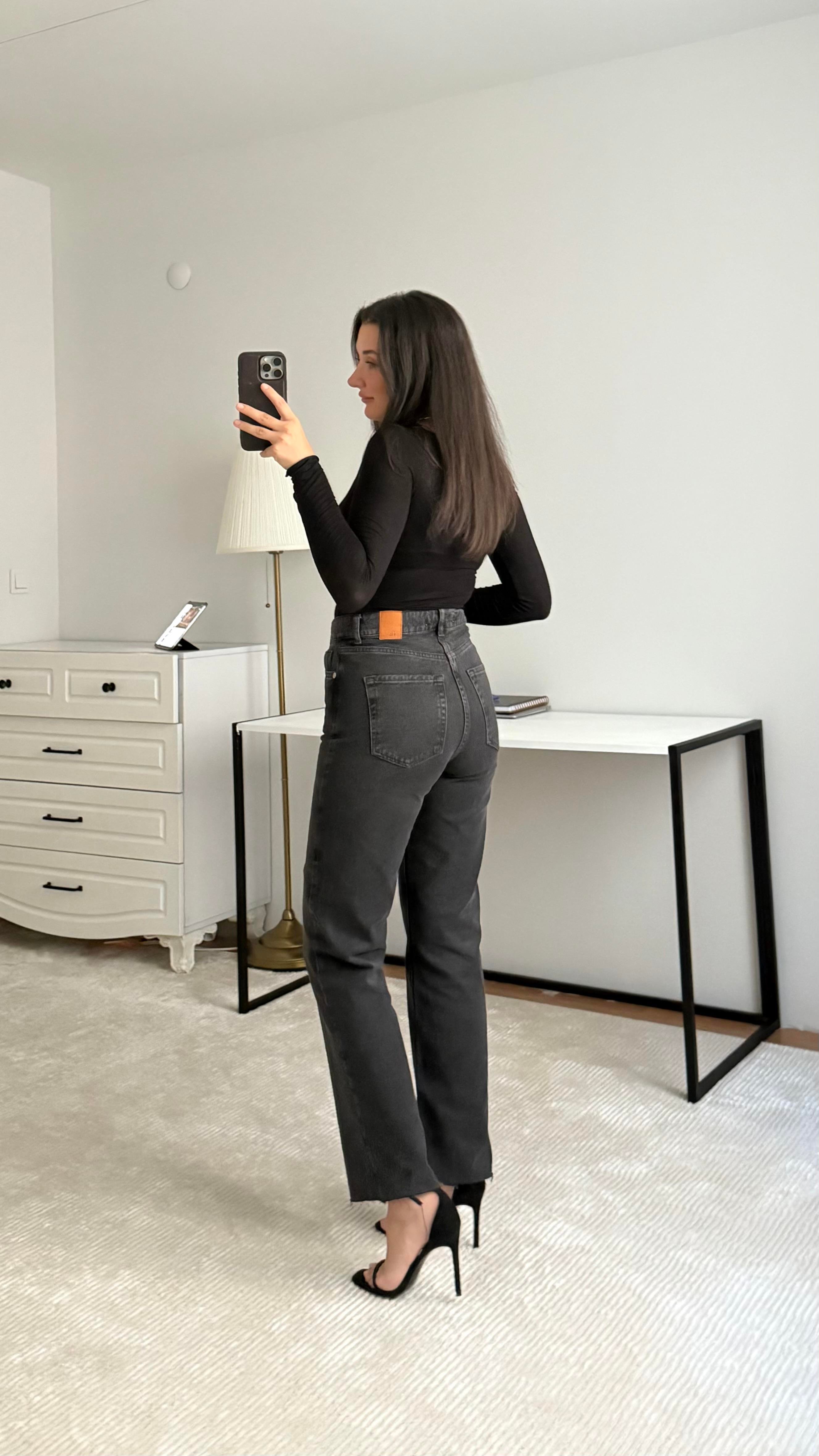 Marka Antrasit Straight Jean