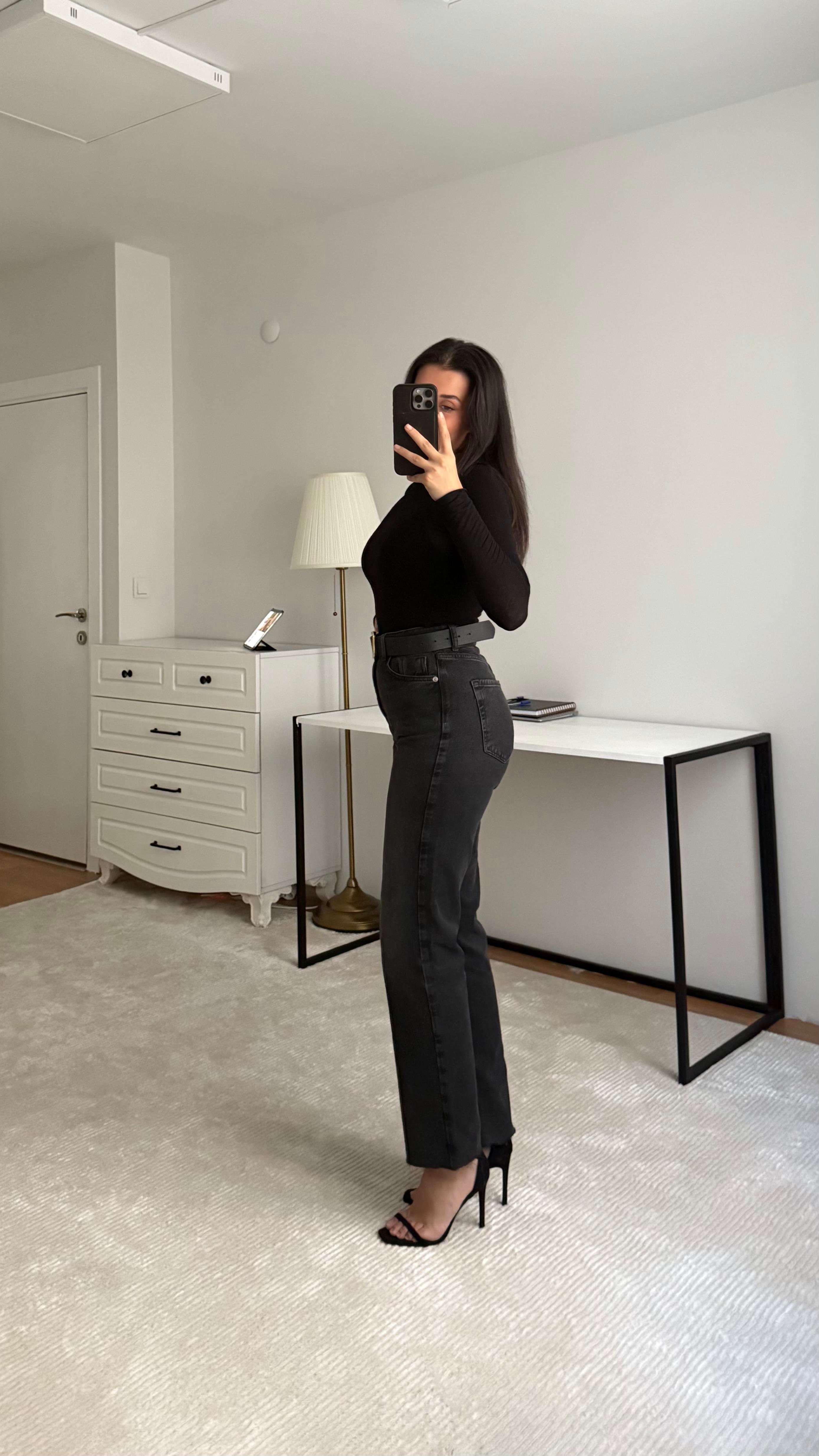 Marka Antrasit Straight Jean