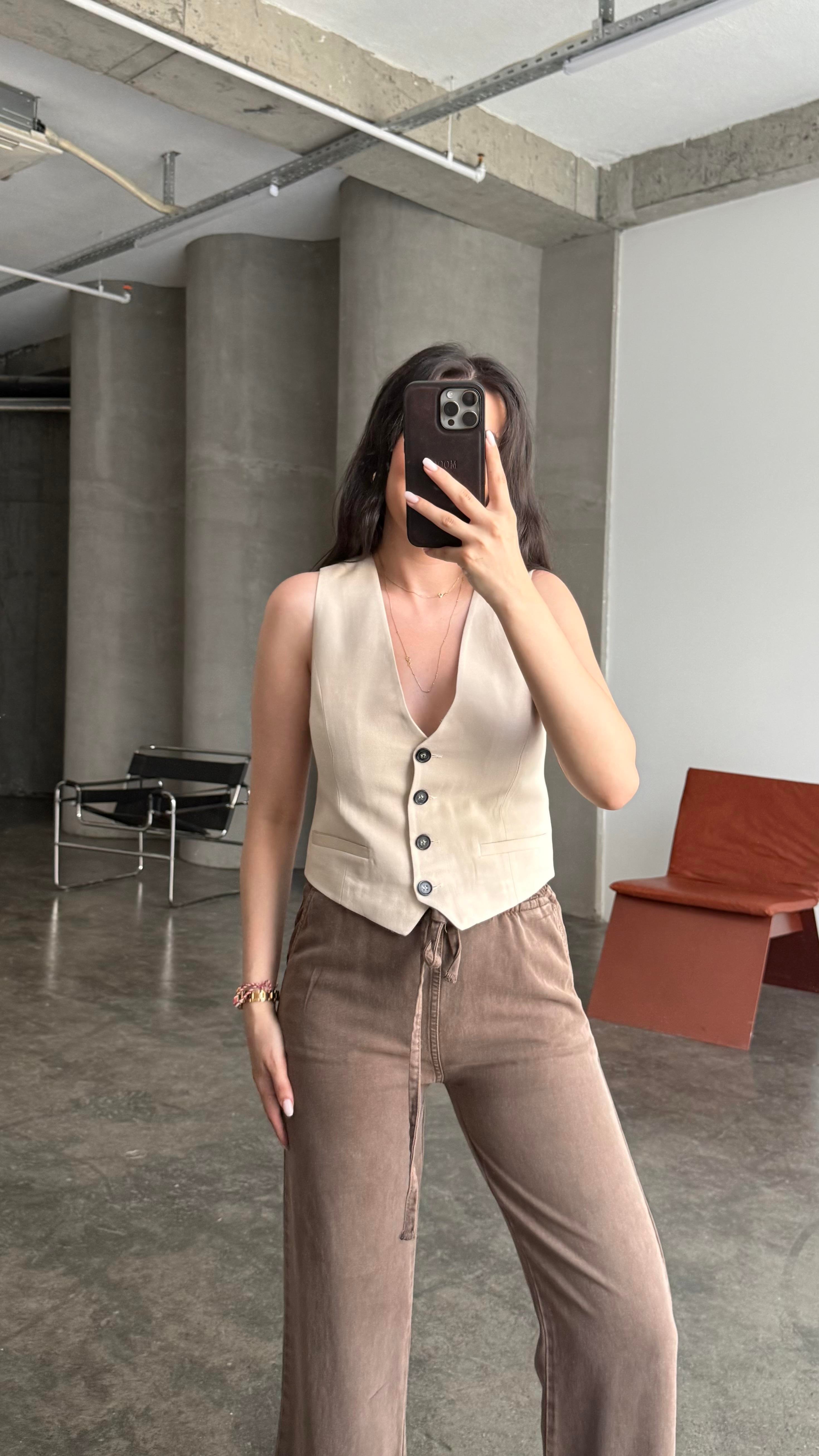 Marka Bej Klasik Model Yelek