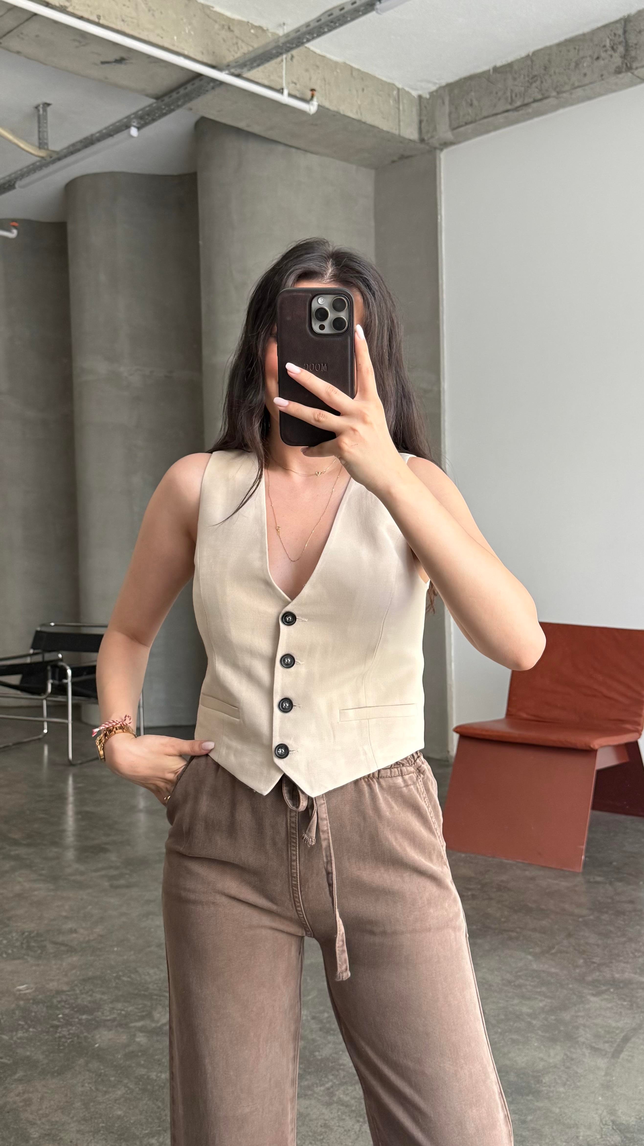 Marka Bej Klasik Model Yelek