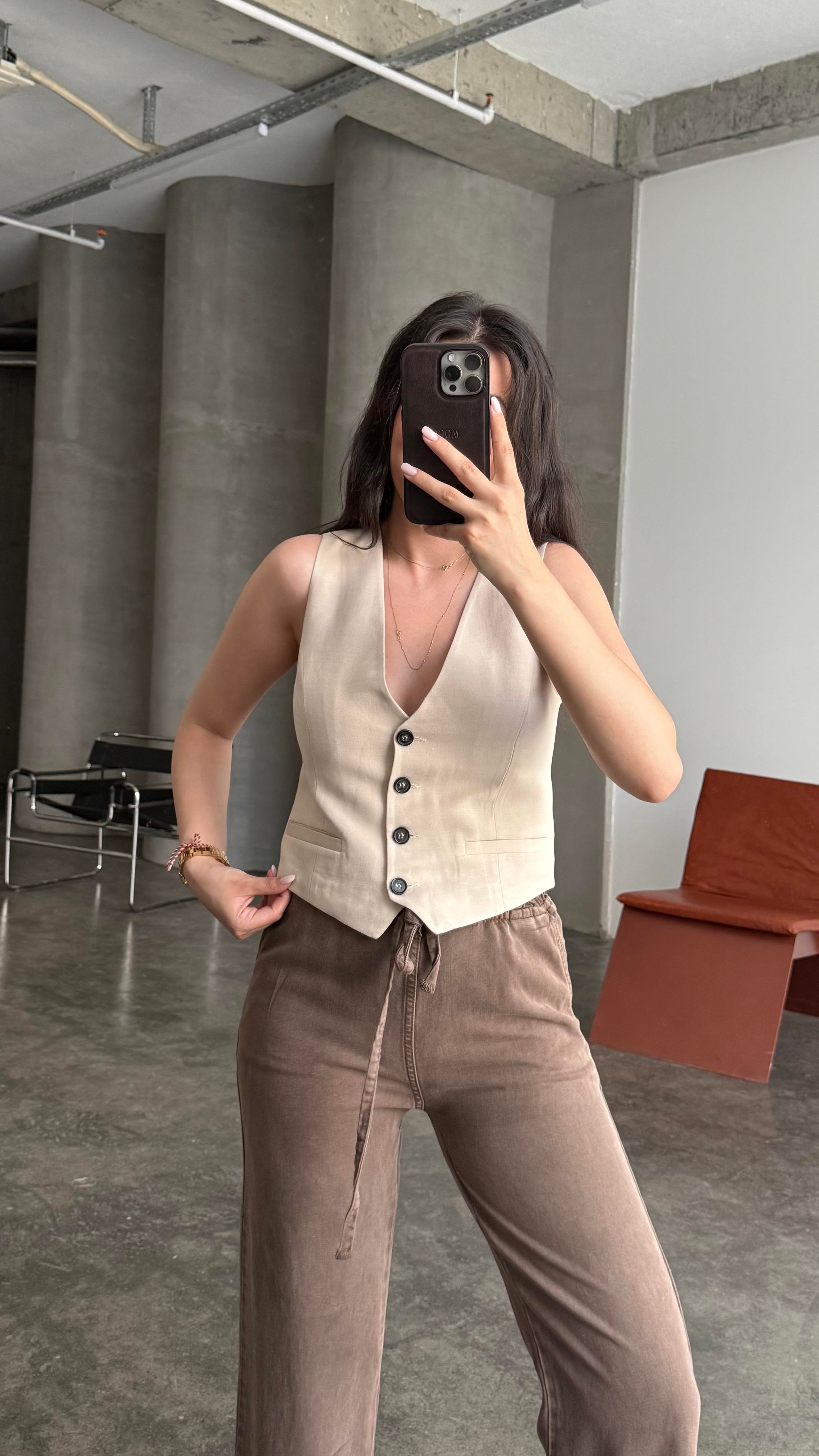 Marka Bej Klasik Model Yelek