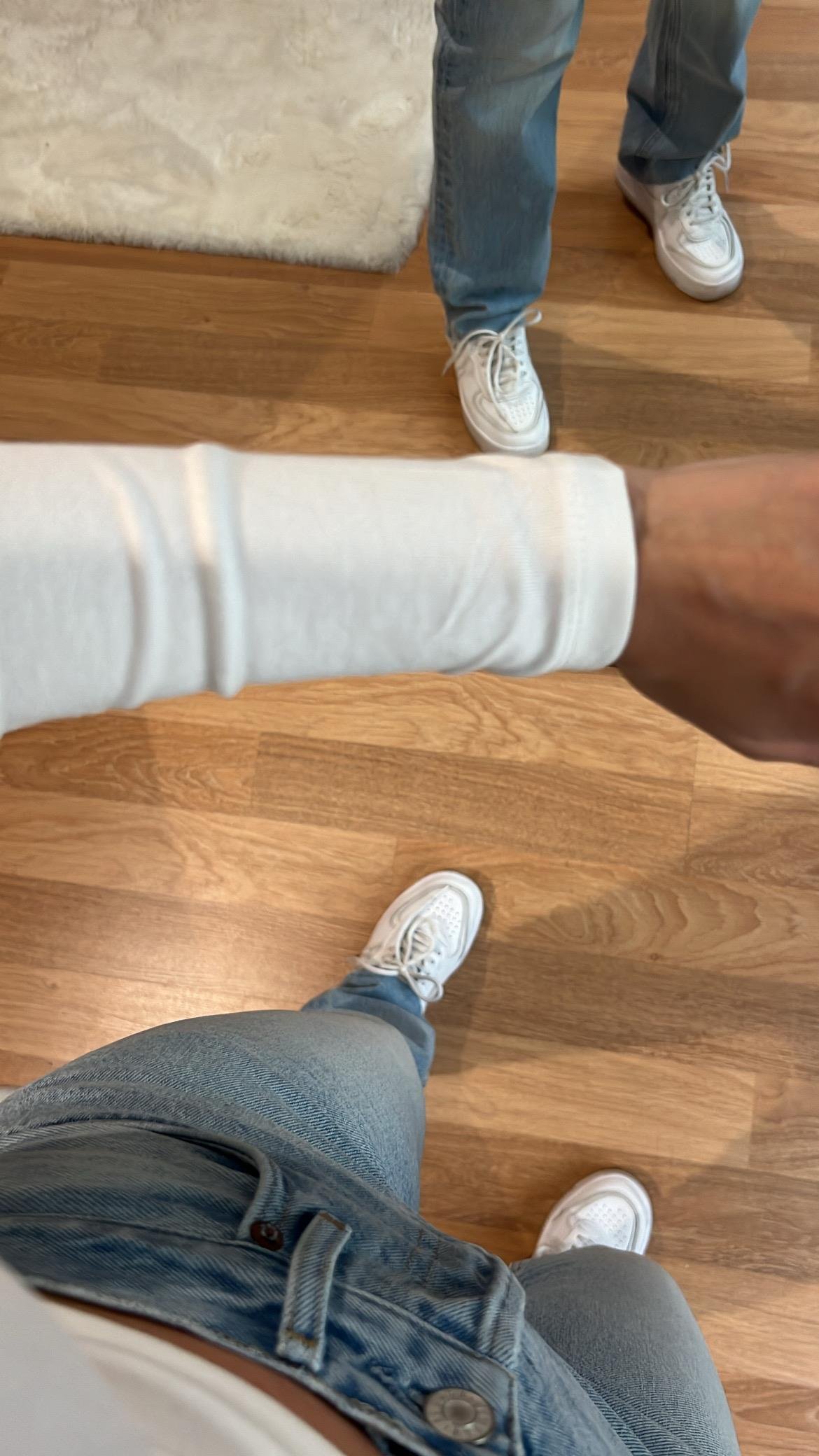 MARKA BEYAZ BASIC UZUK KOLLU BADİ