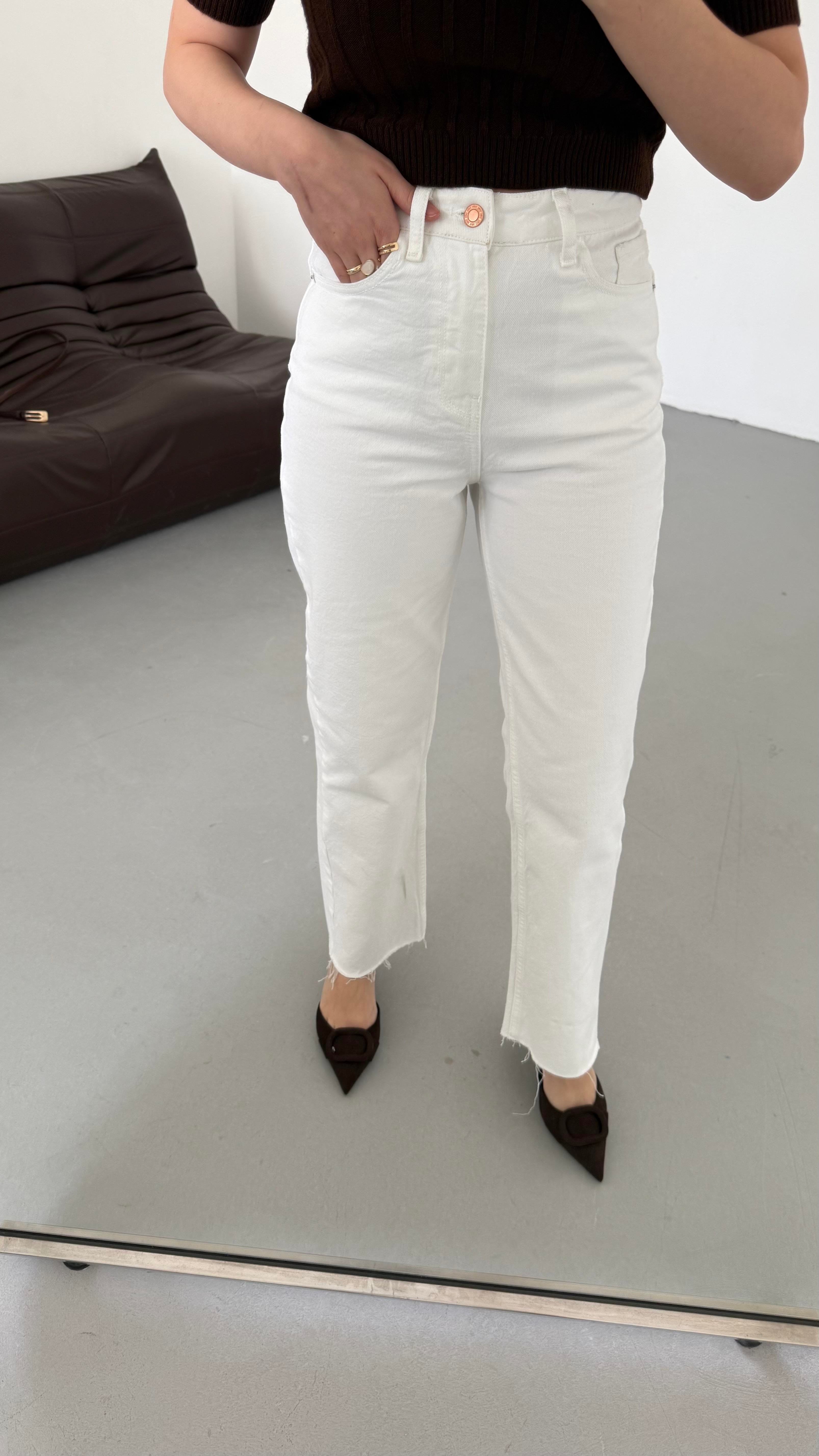 Marka Beyaz Dtraight Jean