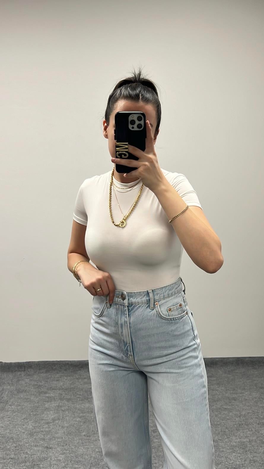 MARKA BEYAZ KISA KOLLU BASIC