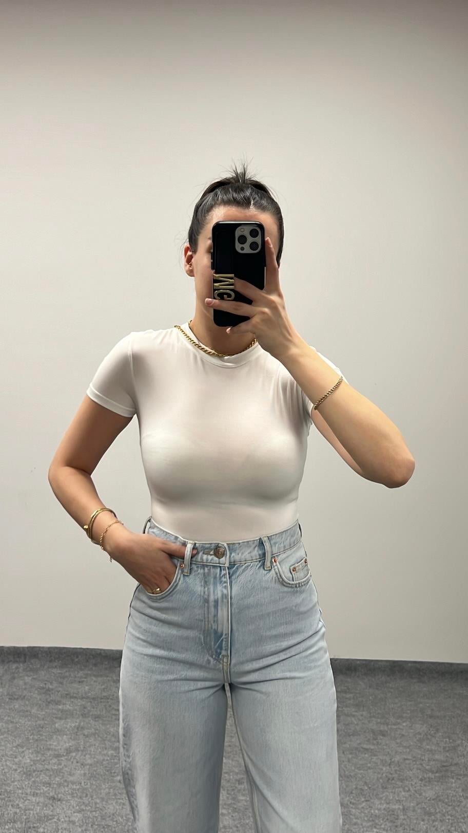 MARKA BEYAZ KISA KOLLU BASIC