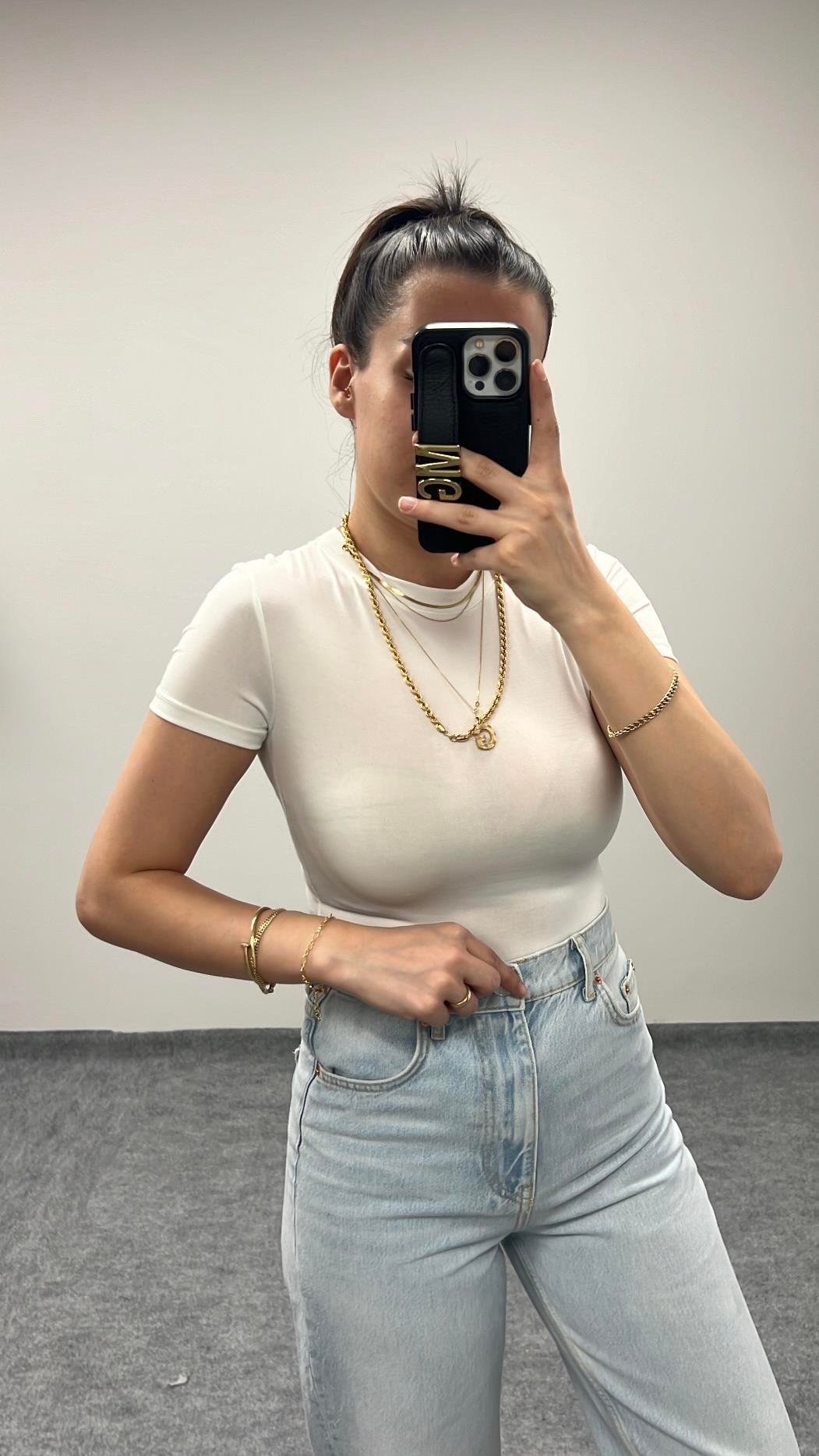 MARKA BEYAZ KISA KOLLU BASIC