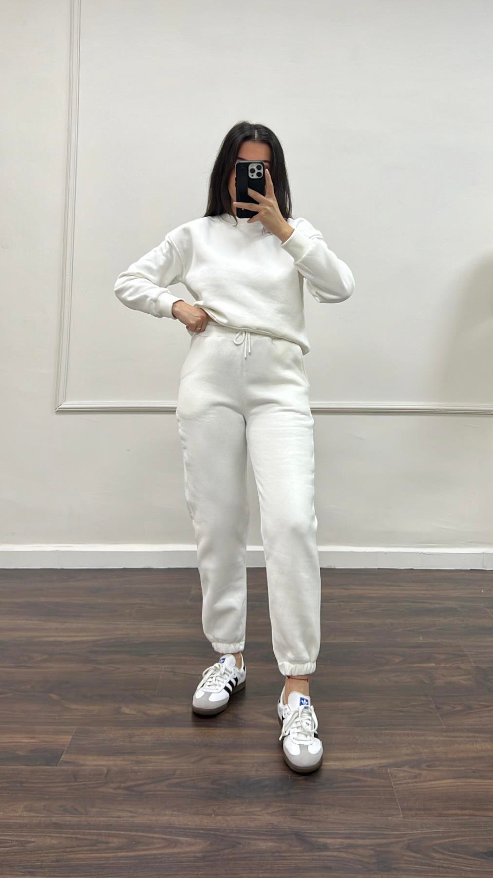 Marka Beyaz Pamuklu Basıc Sweatshirt/Jogger Takım