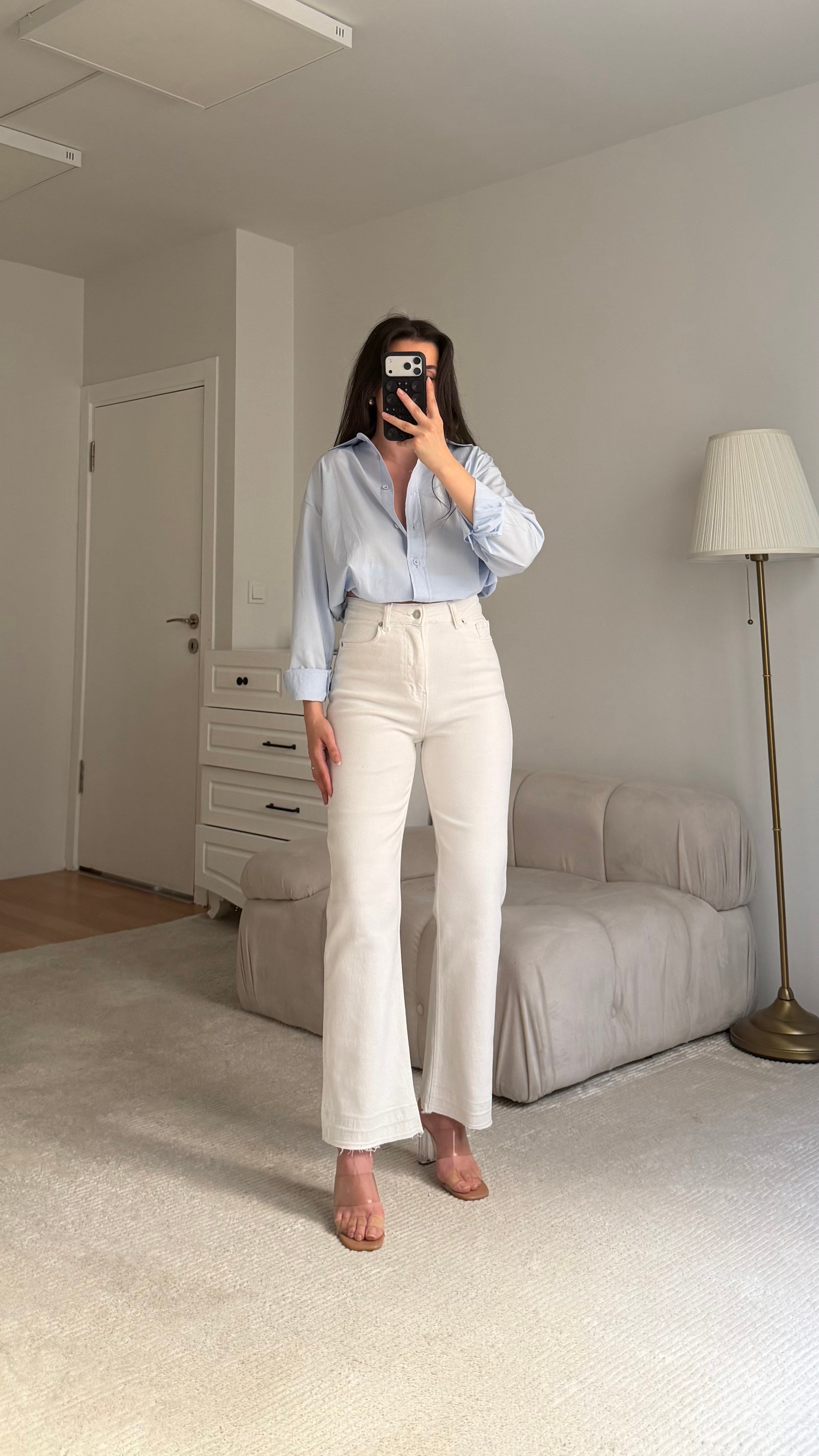 Marka Beyaz  Straight Fıt Jean
