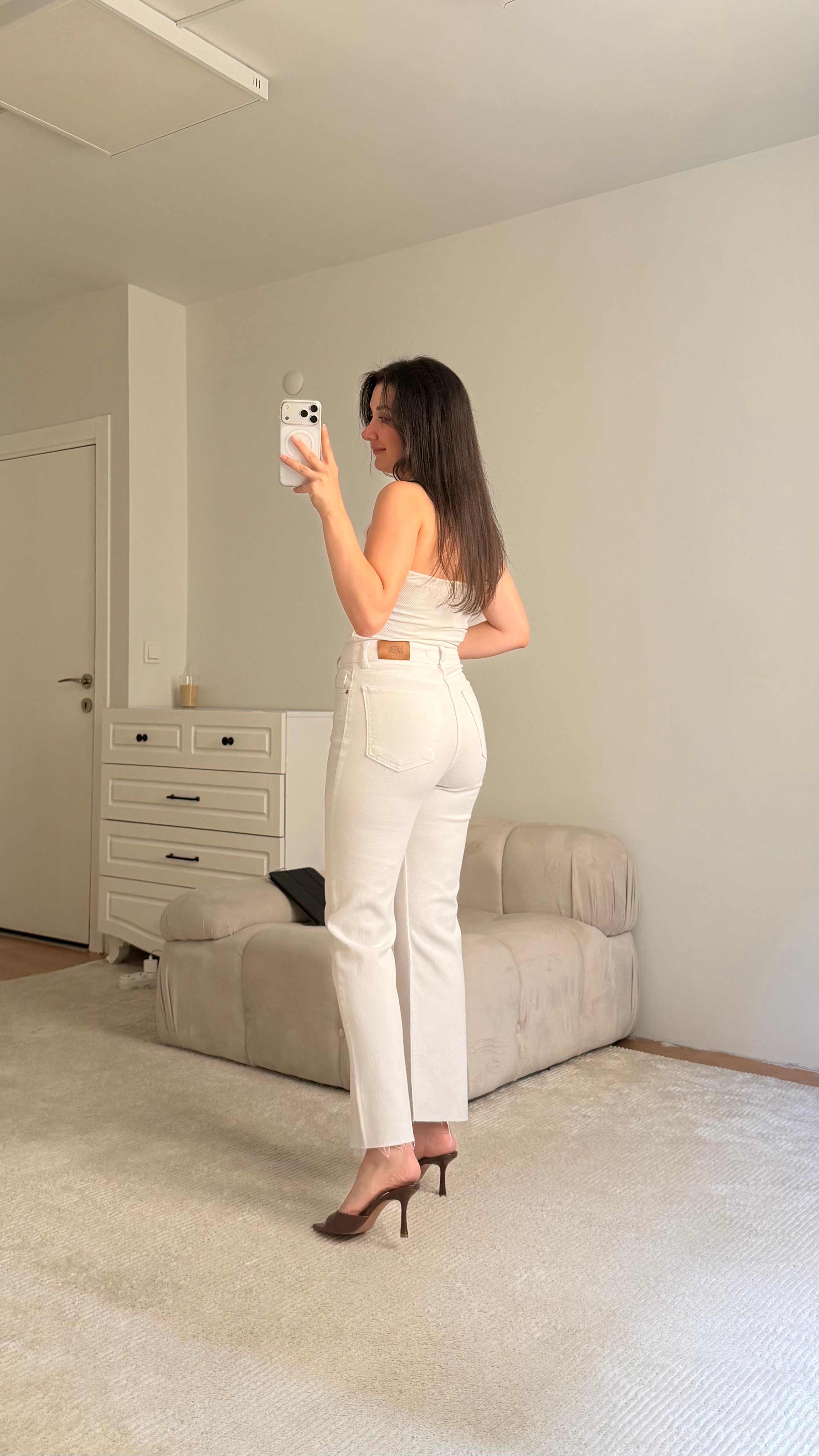 Marka Beyaz Straight Fıt Jean
