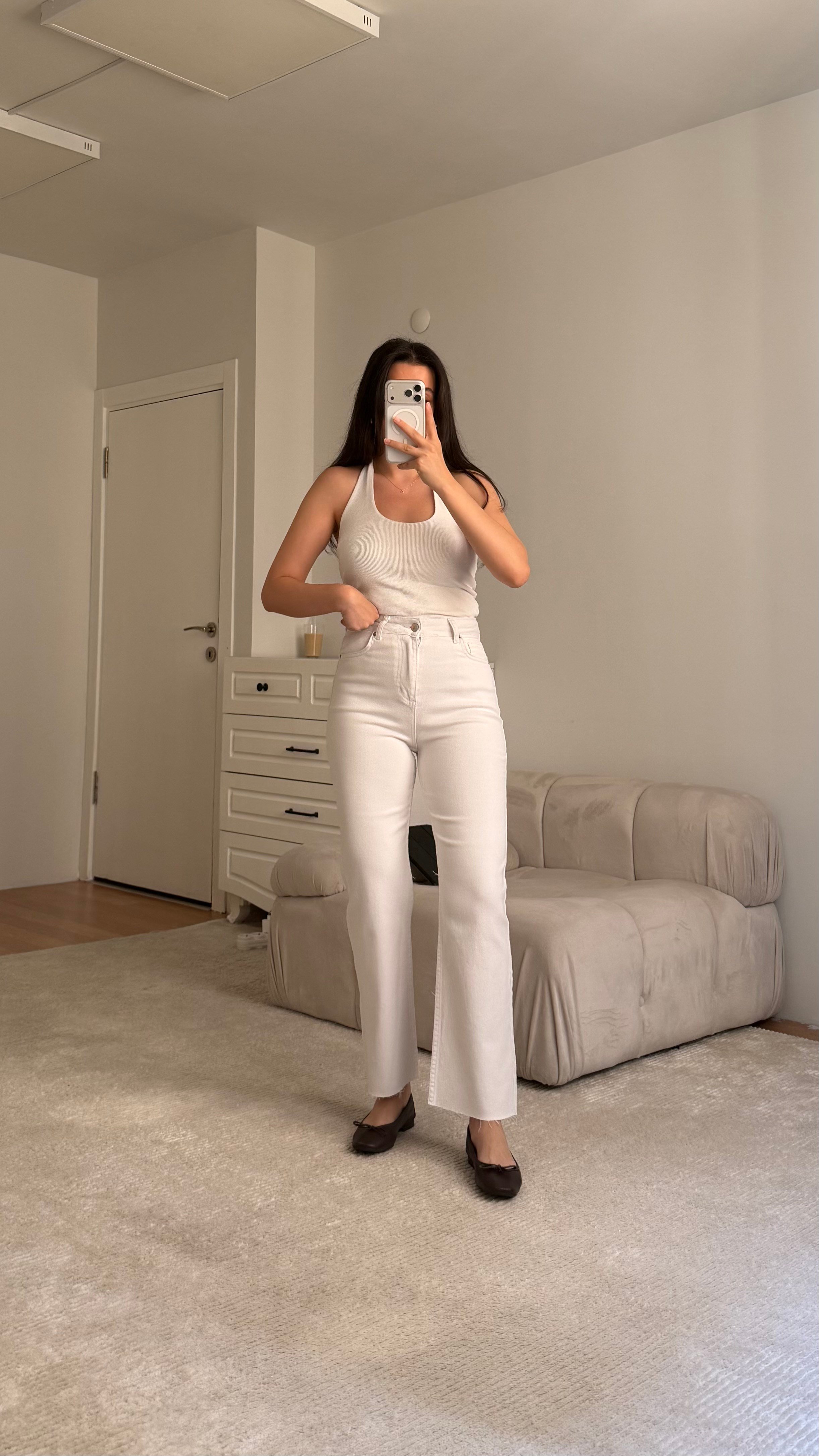 Marka Beyaz Straight Fıt Jean
