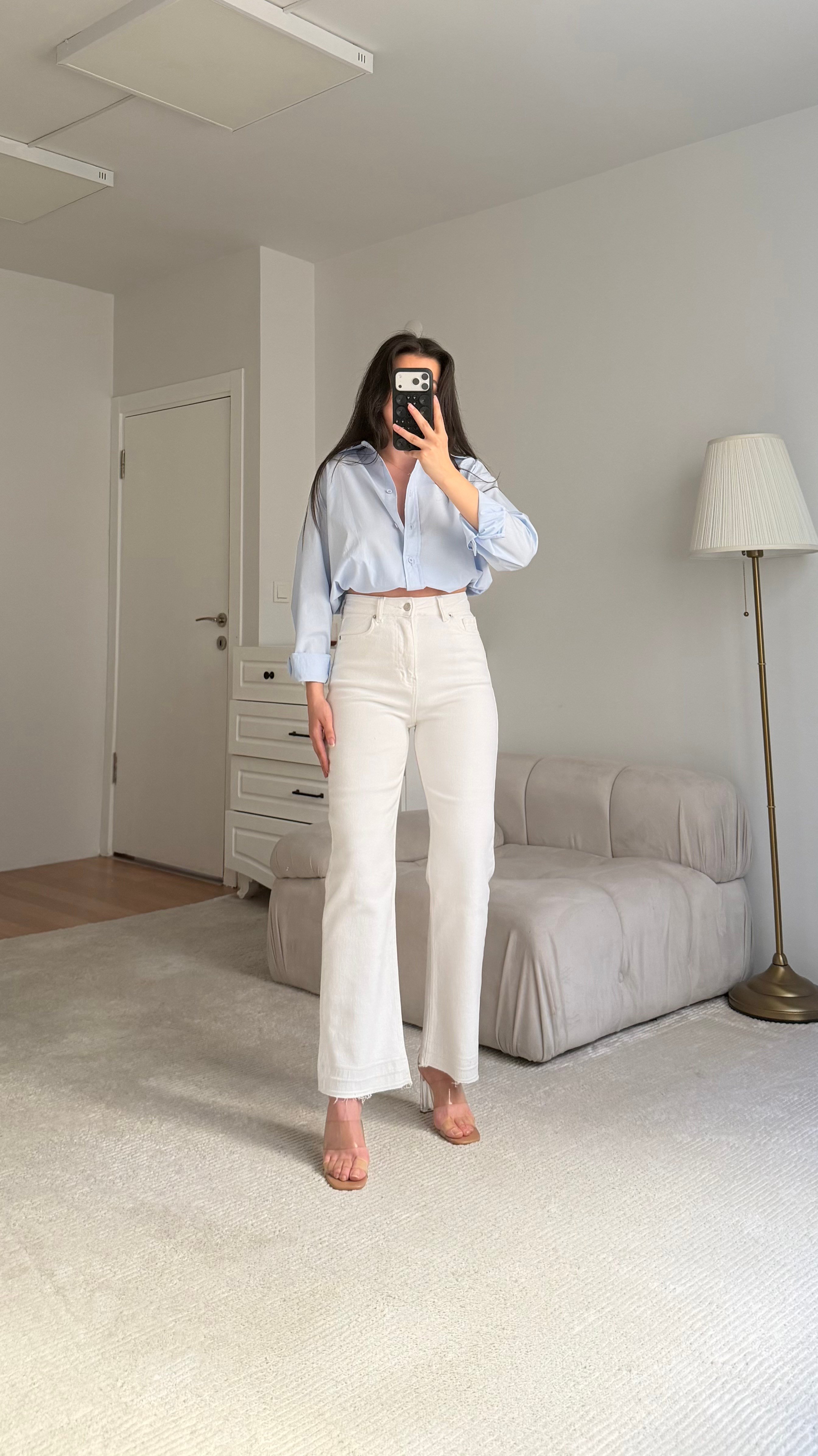 Marka Beyaz  Straight Fıt Jean