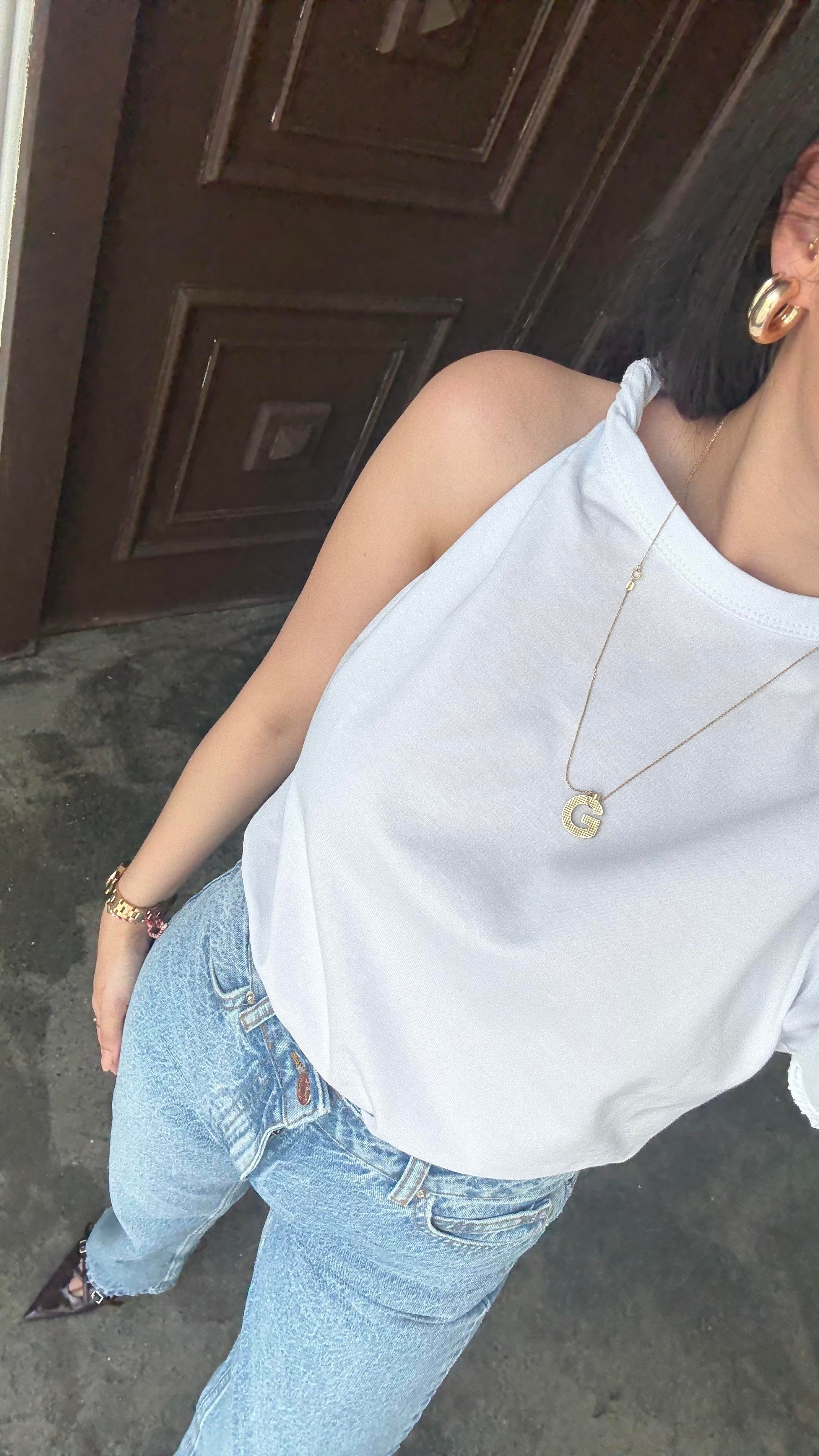 Marka Beyaz Tek Kol Büzgülü Basıc Tişört