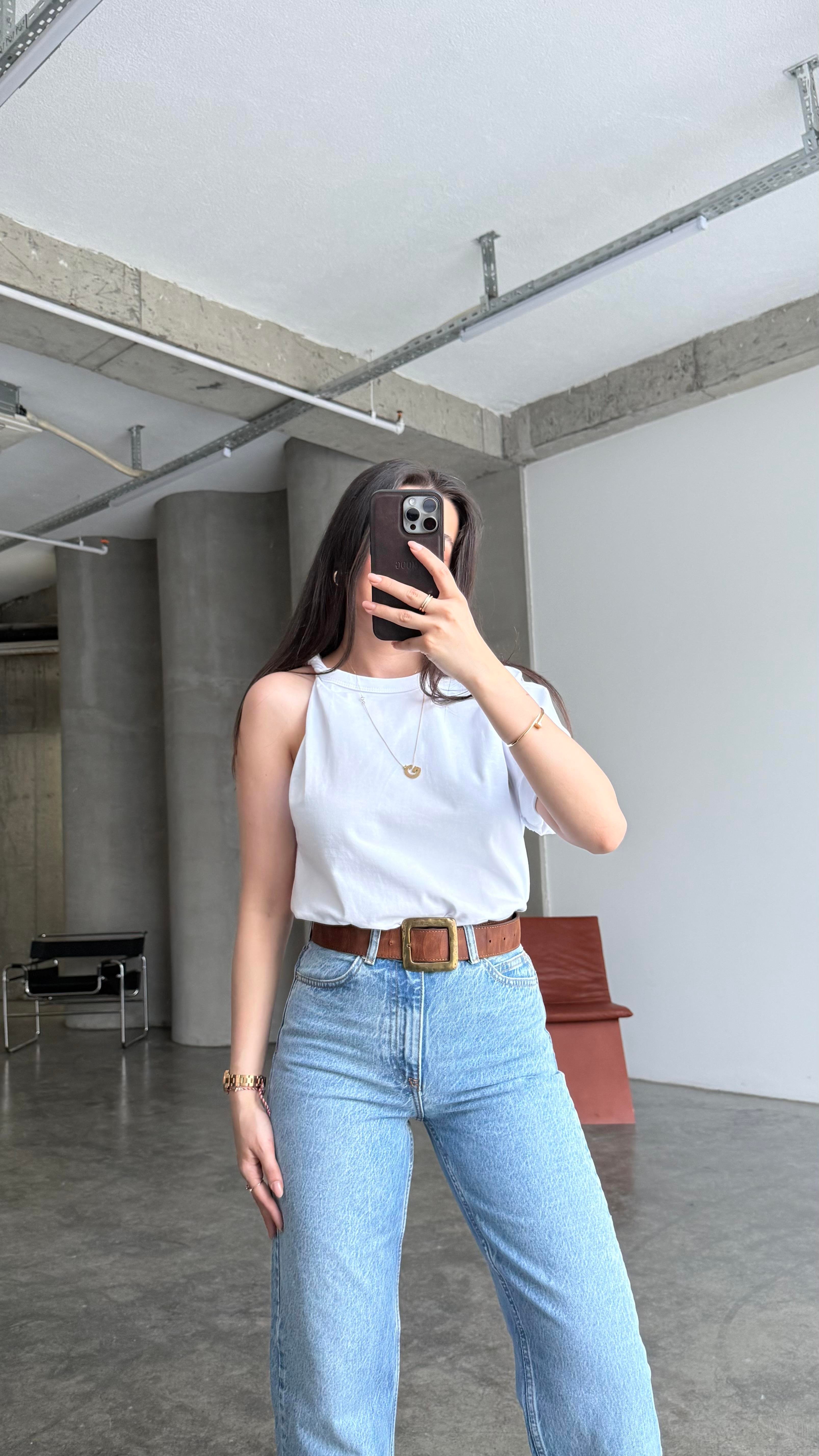 Marka Beyaz Tek Kol Büzgülü Basıc Tişört