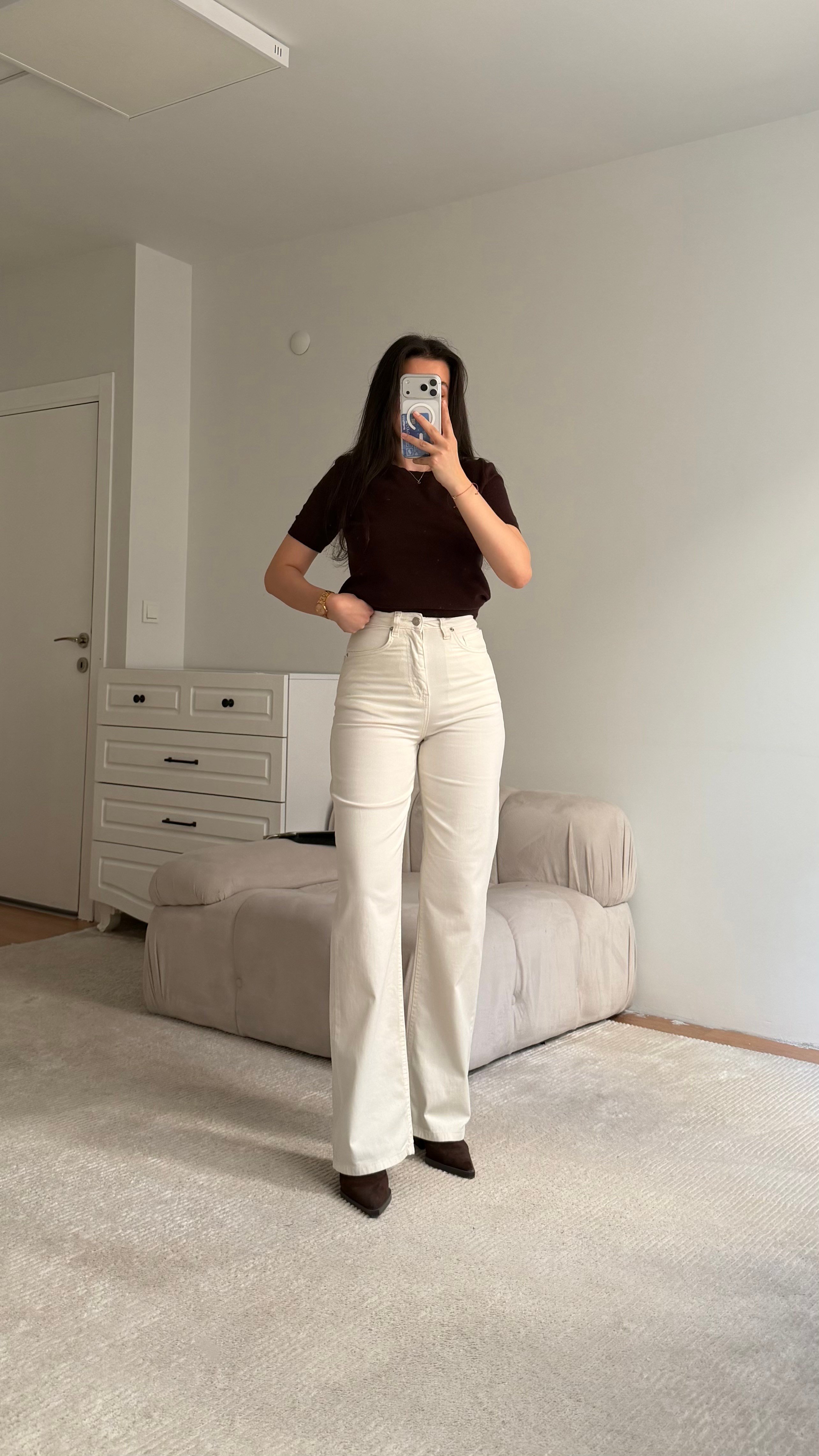 Marka Beyaz Yüksek Bel Düz Kesim Jean