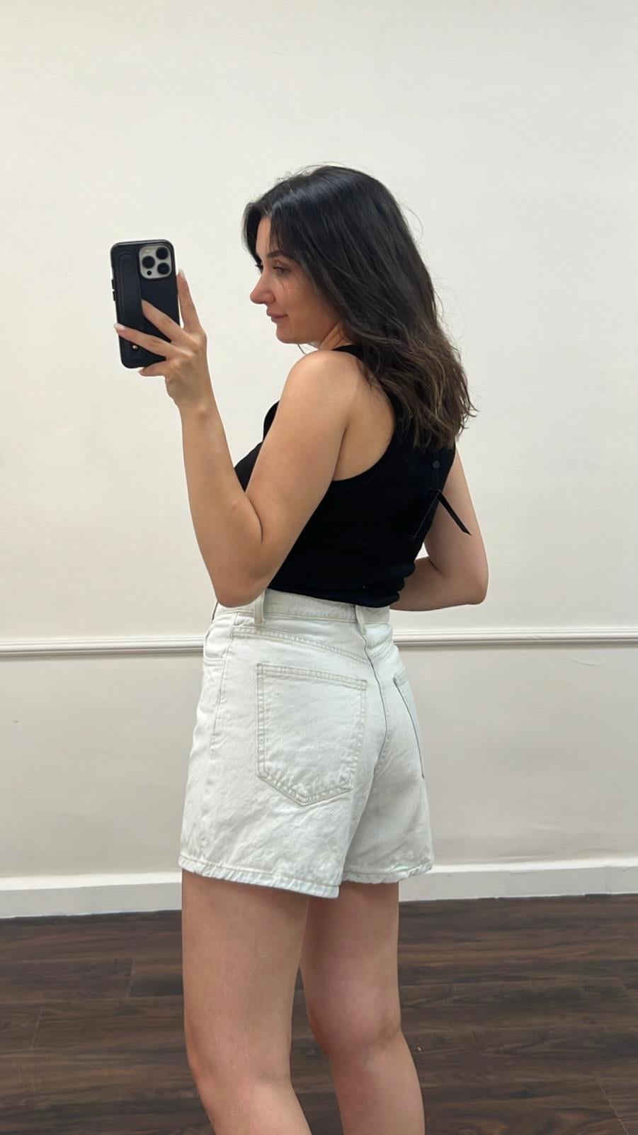 Marka Buz Mavi Denim Şort