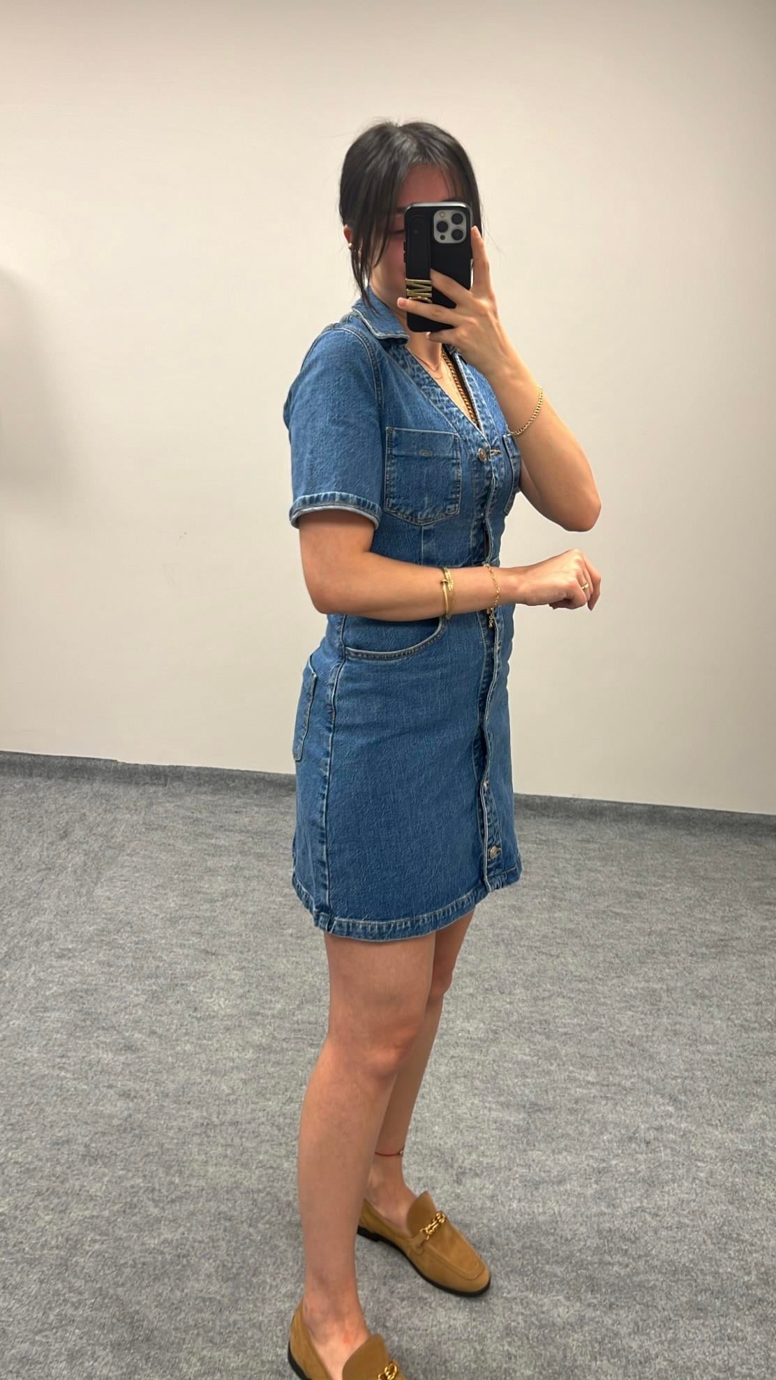 MARKA DÜĞMELİ DENİM ELBİSE