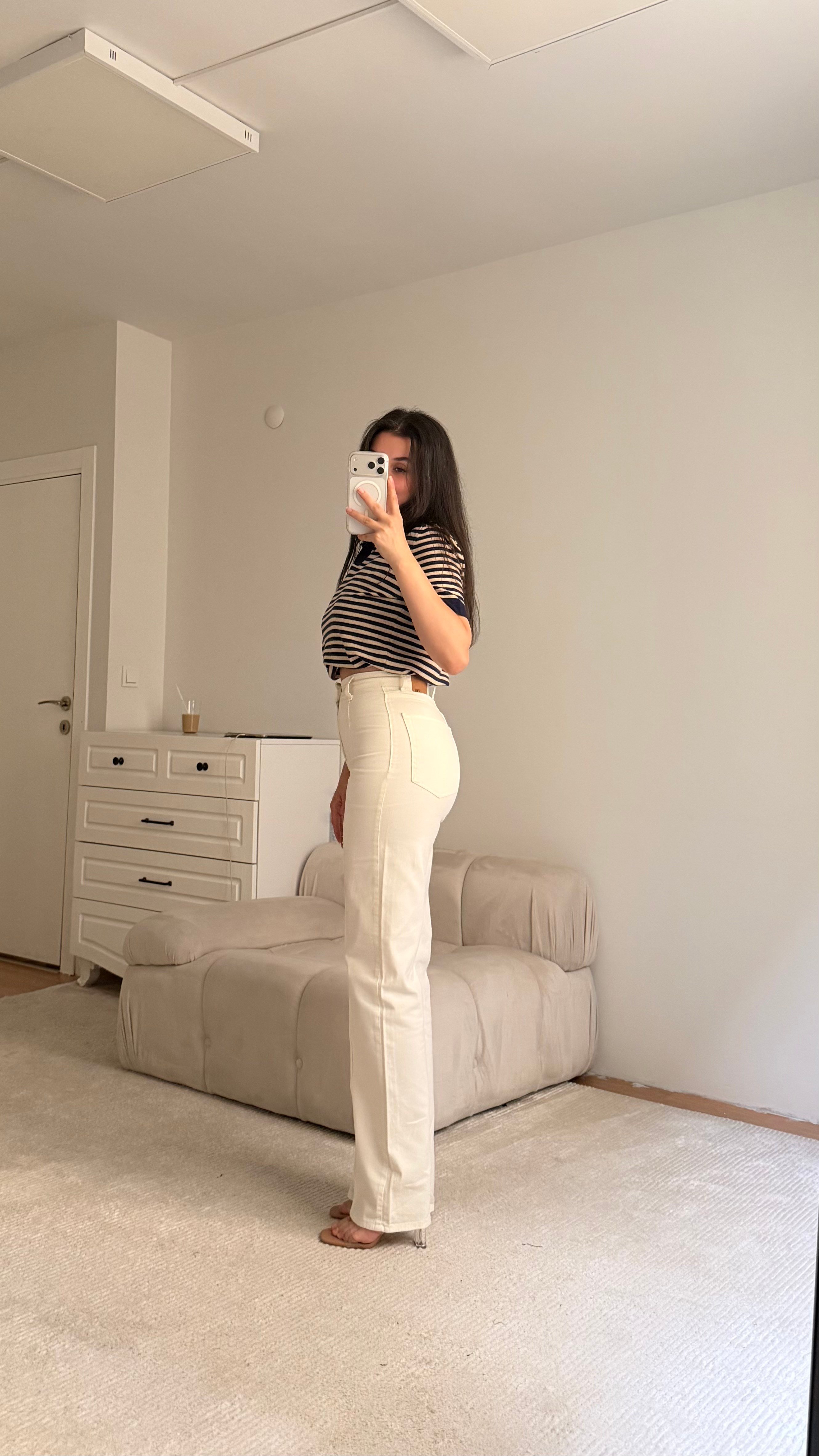 Marka Ekru Çimalı Düz Kesim Denim