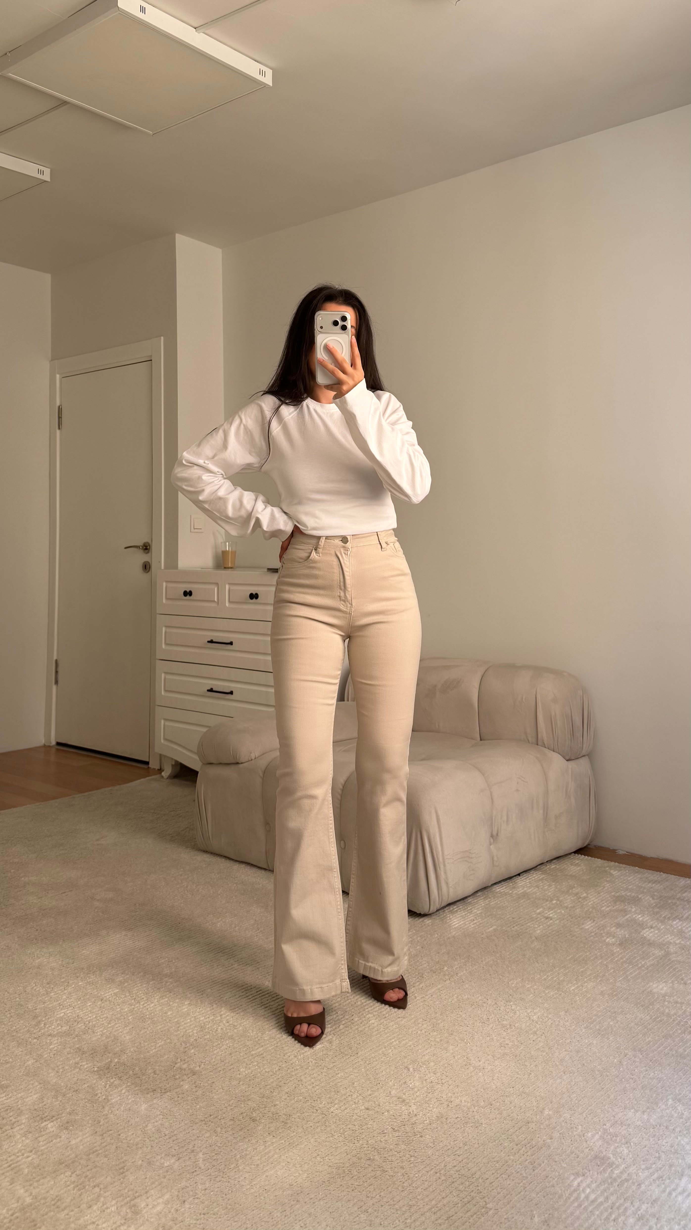 MARKA EKRU COMFORT FLARE JEAN