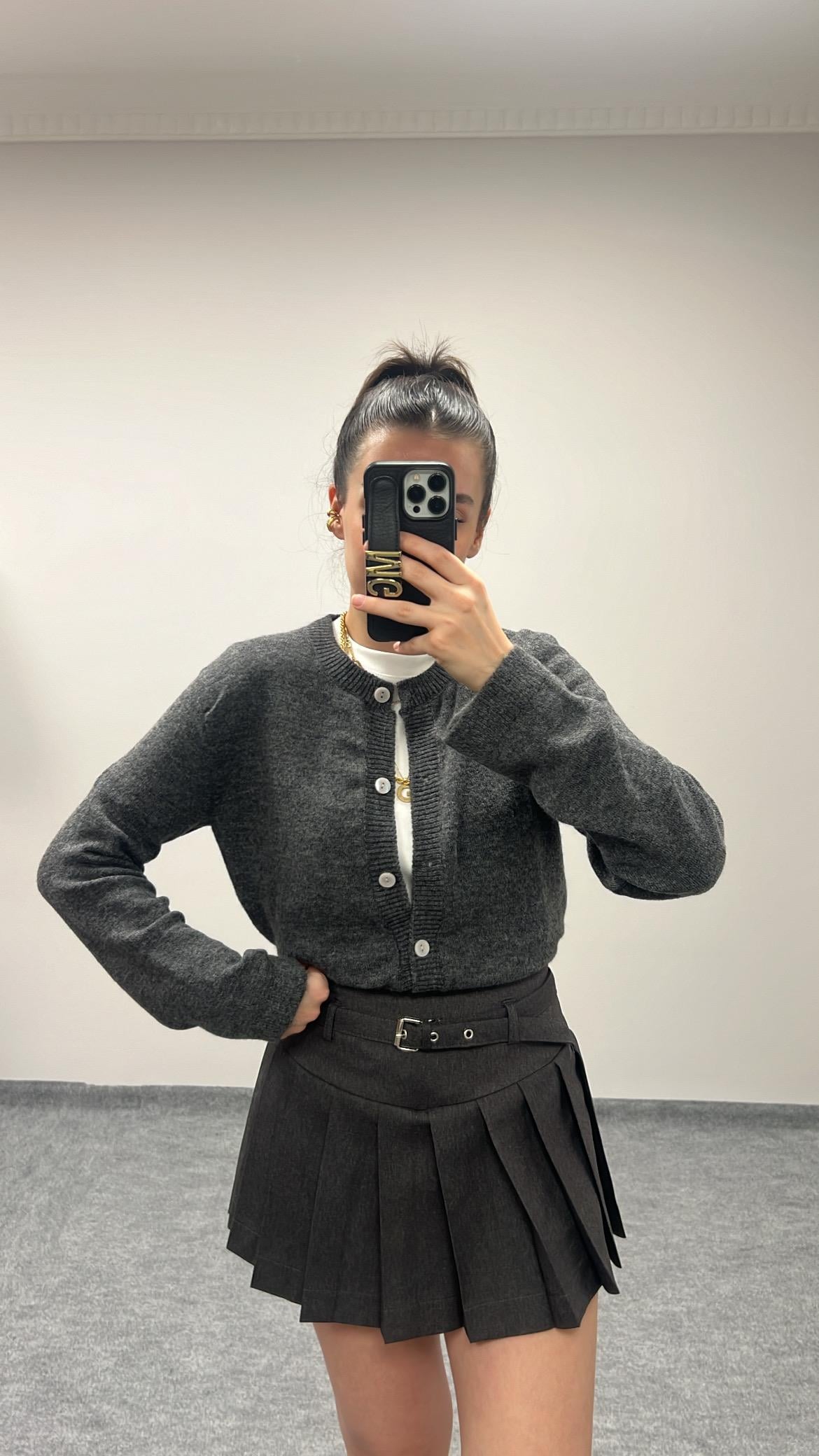 MARKA GRİ KALIN PİLELİ ŞORT ETEK