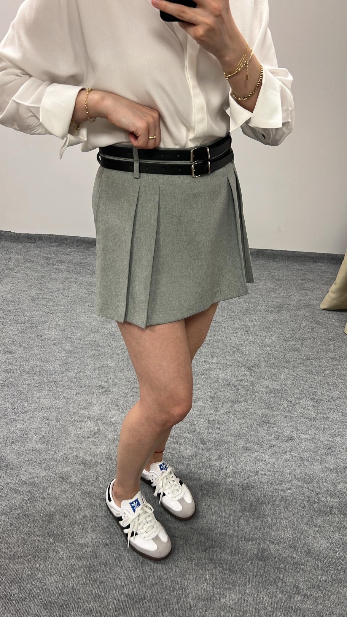 Marka Gri Kemerli Şort Etek