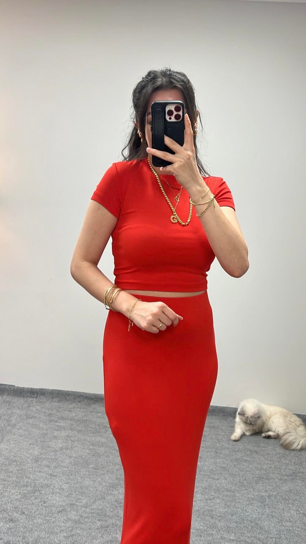 MARKA KIRMIZI ÖZEL DOKUMA BASIC