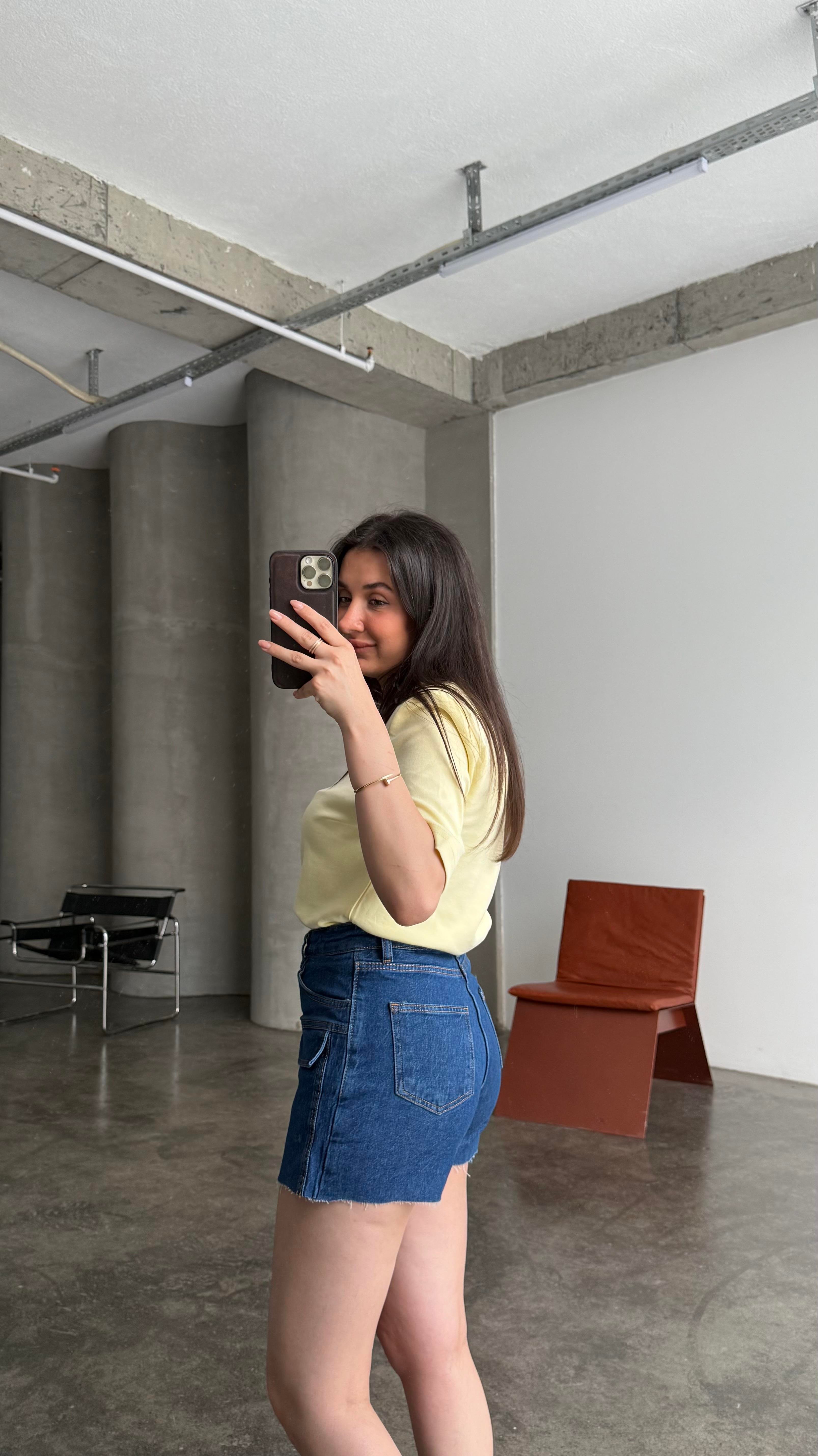 Marka Koyu Mavi Düğmeli Denim Şort Etek