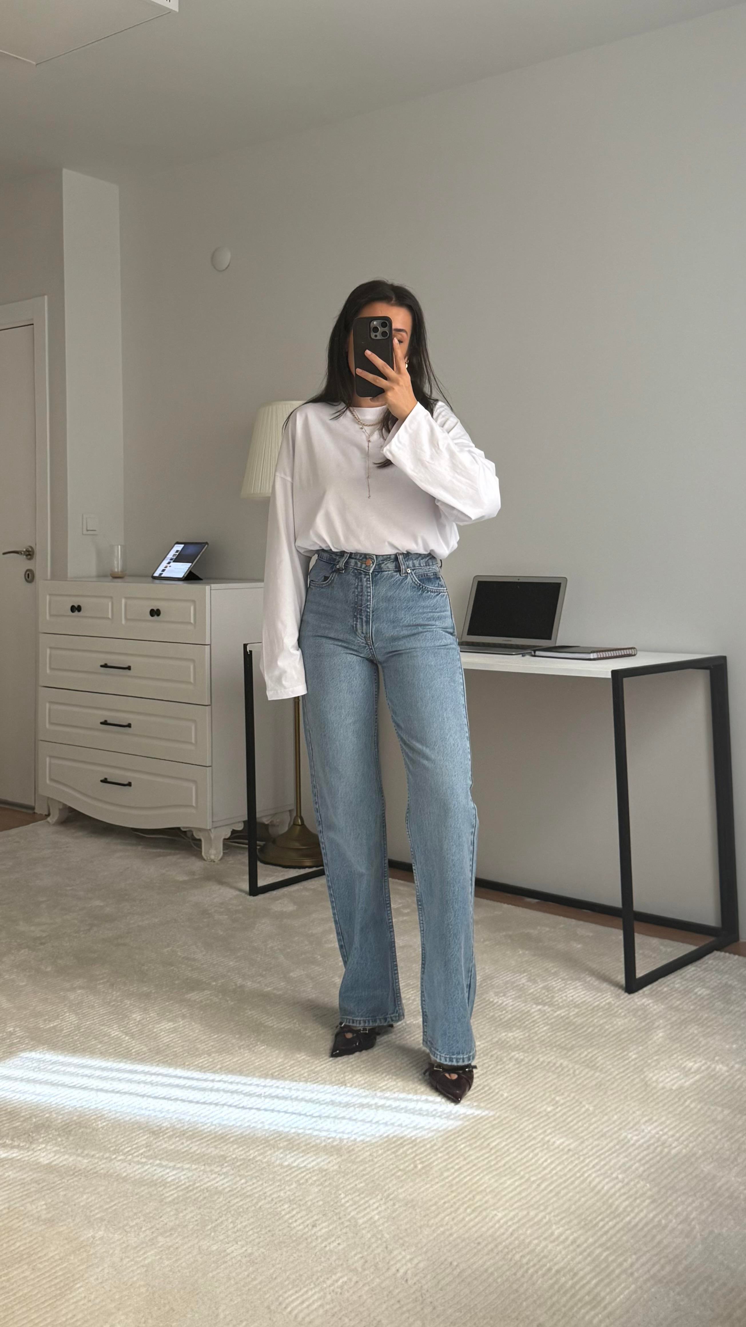 Marka Koyu Mavi Straight Jean