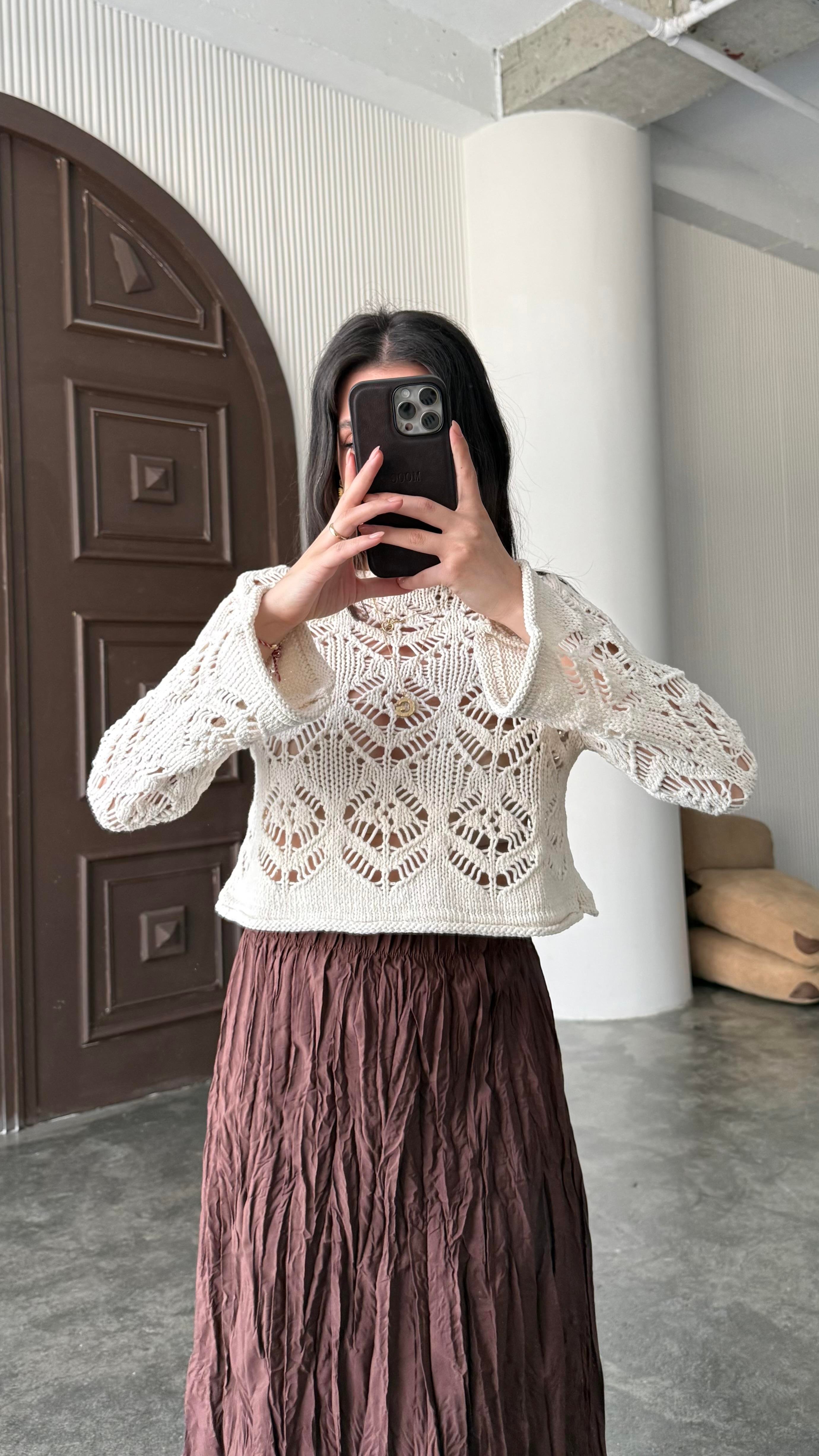 Marka Krem İspanyol Kol Ajurlu Triko 