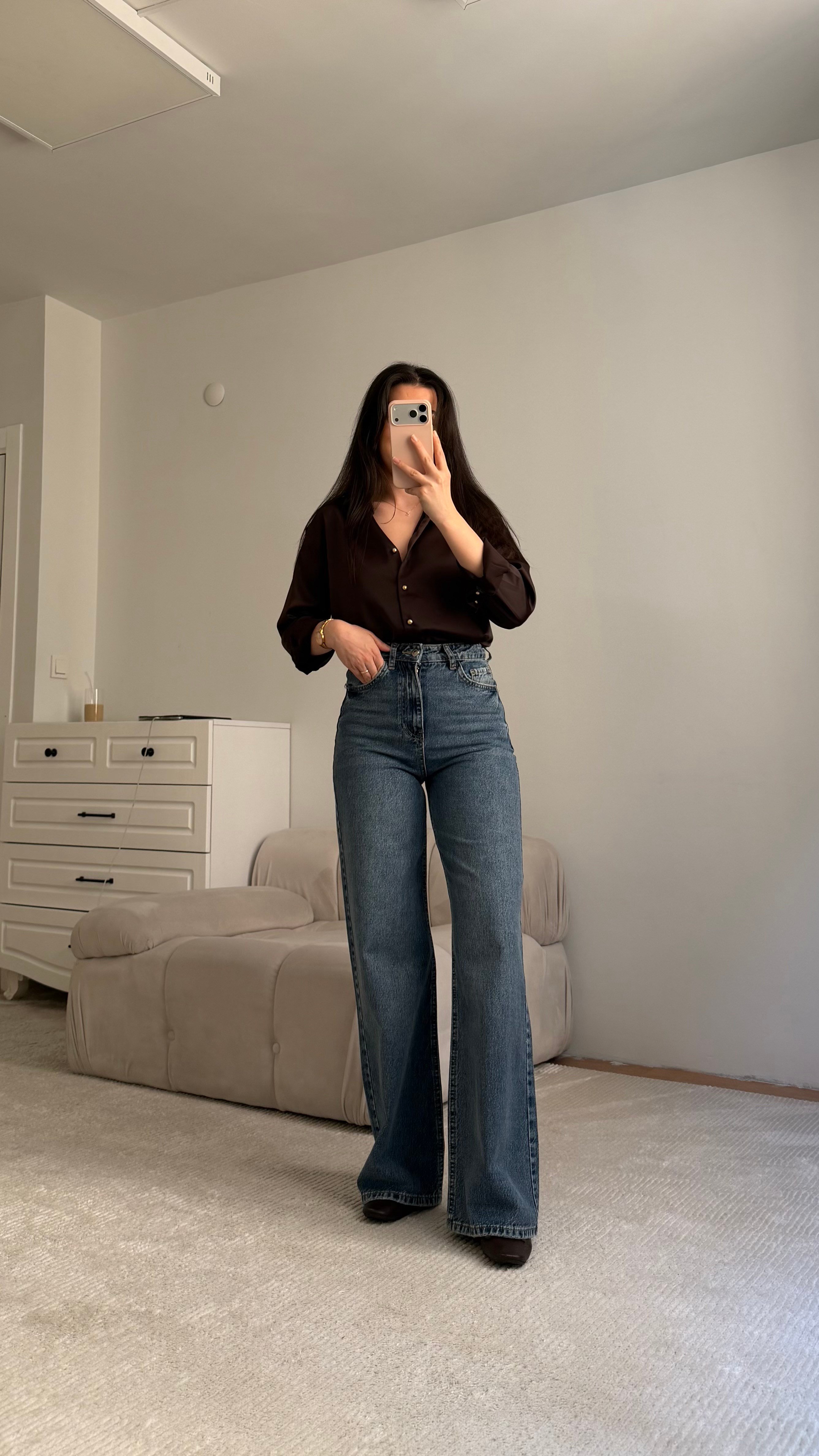 Marka Mavi Bol Paça Düz Kesim Jean