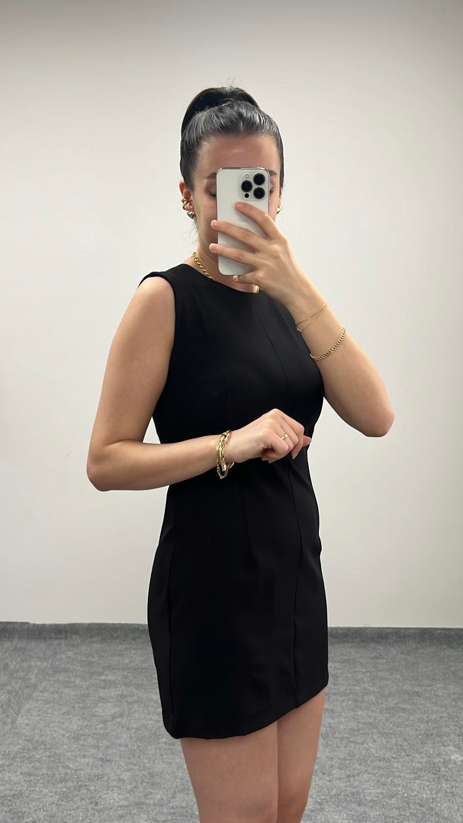 MARKA MİNİ SİYAH ELBİSE