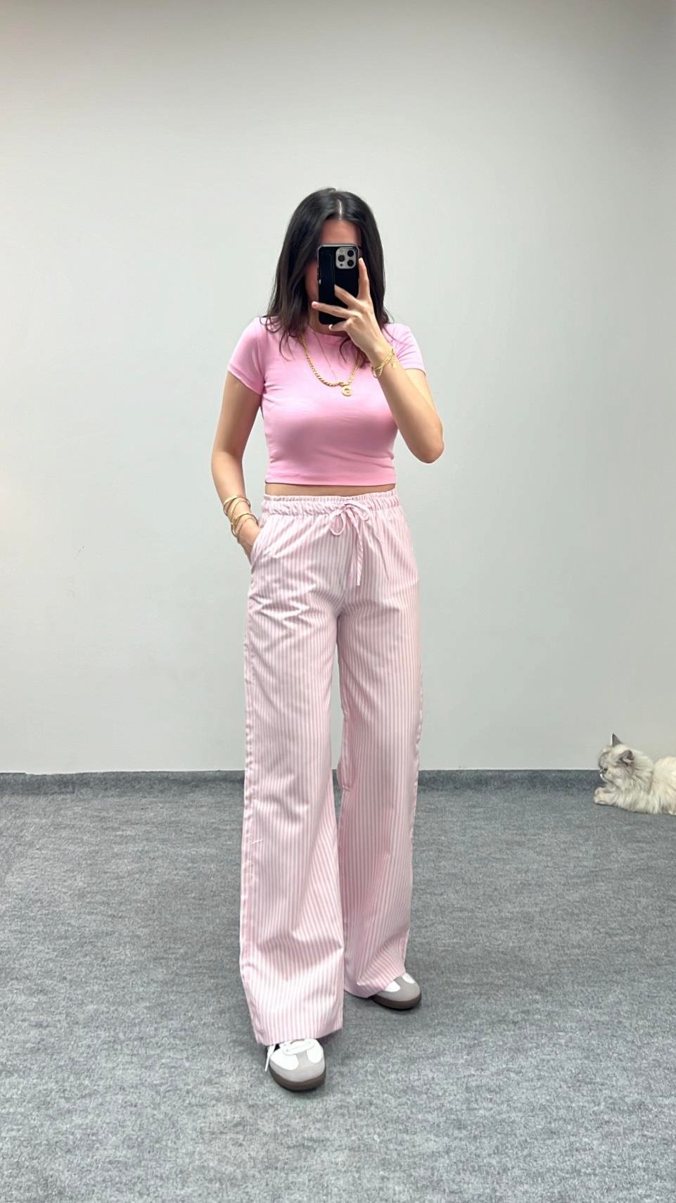 MARKA PEMBE ÖZEL DOKUMA BASIC