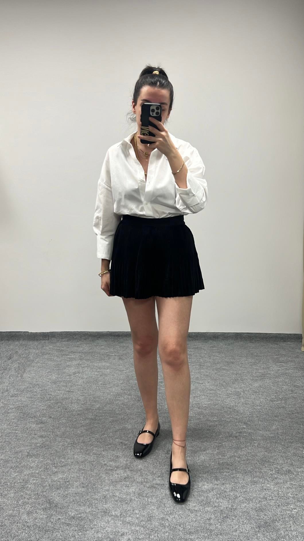 MARKA PİLELİ ETEK GÖRÜNÜMLÜ ŞORT