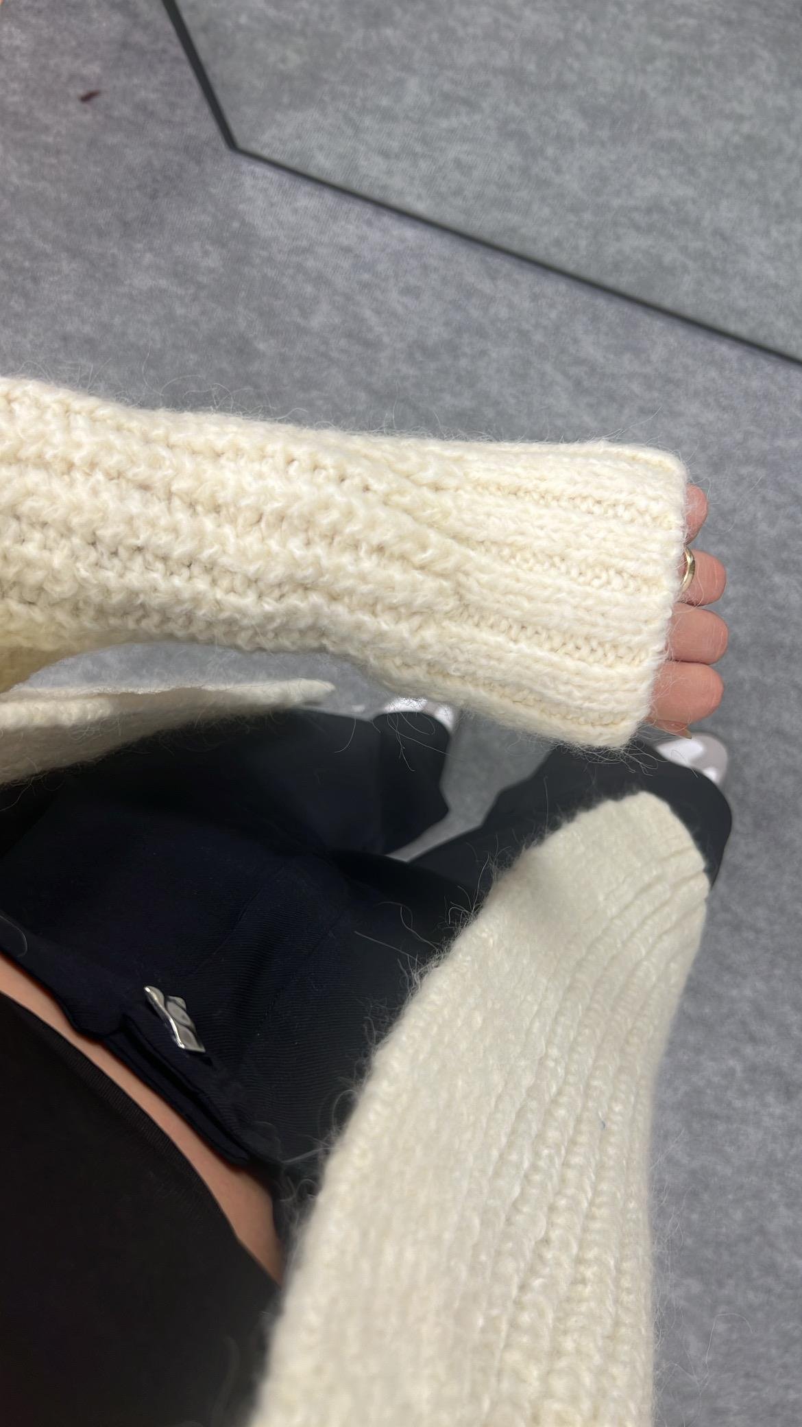 MARKA SELANİK ÖRME HIRKA