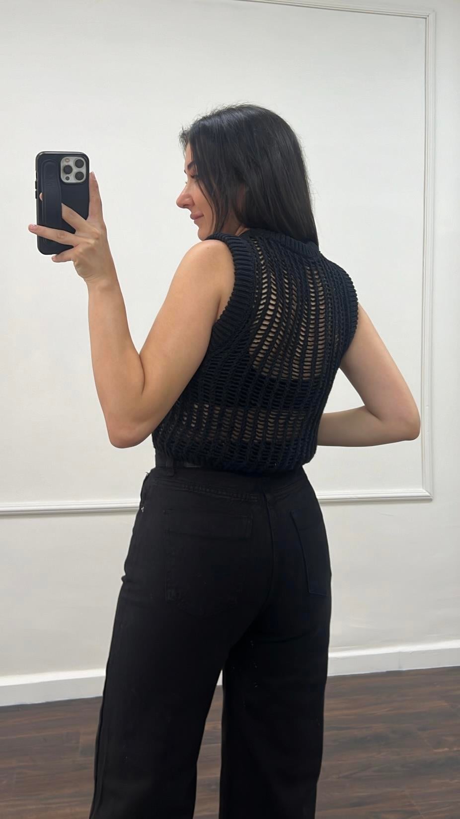 Marka Siyah Ajurlu Örme Yelek