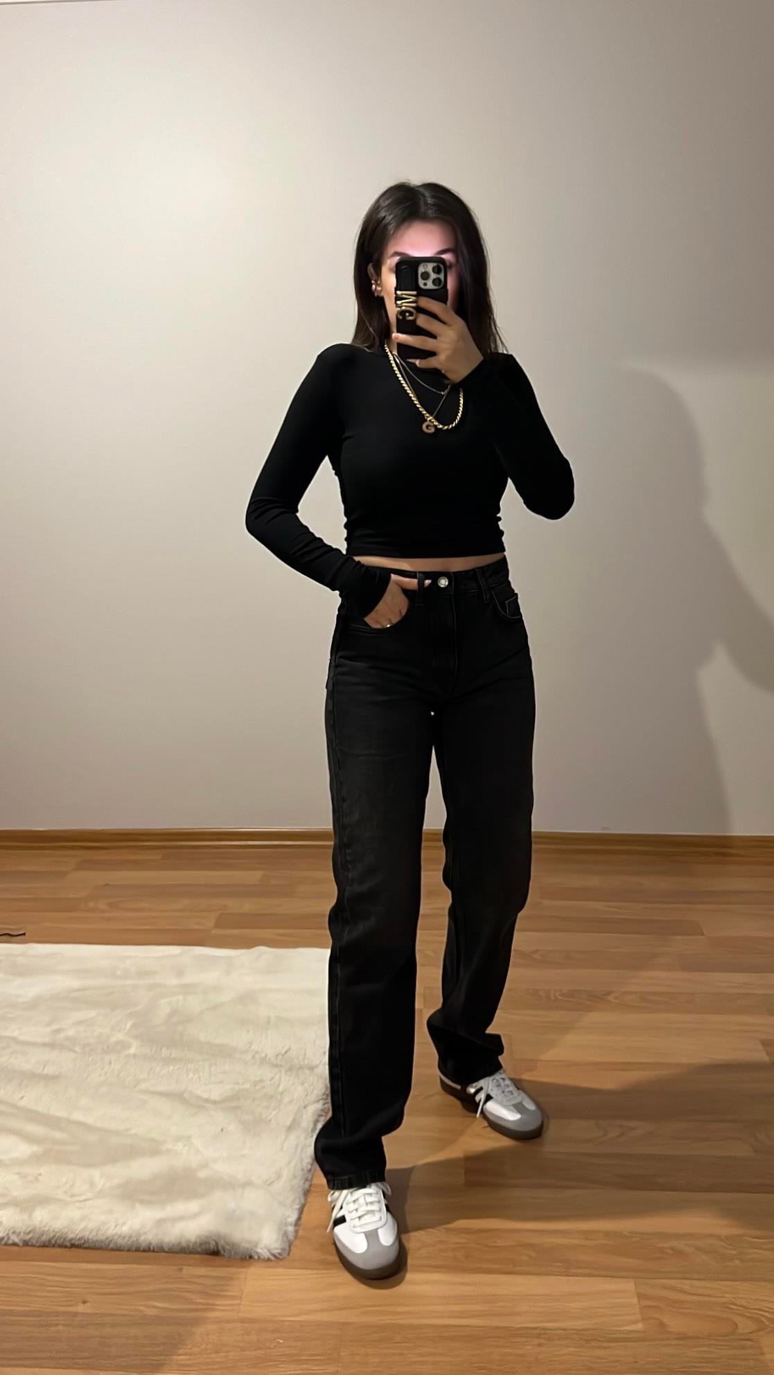 MARKA SİYAH BASIC UZUK KOLLU BADİ