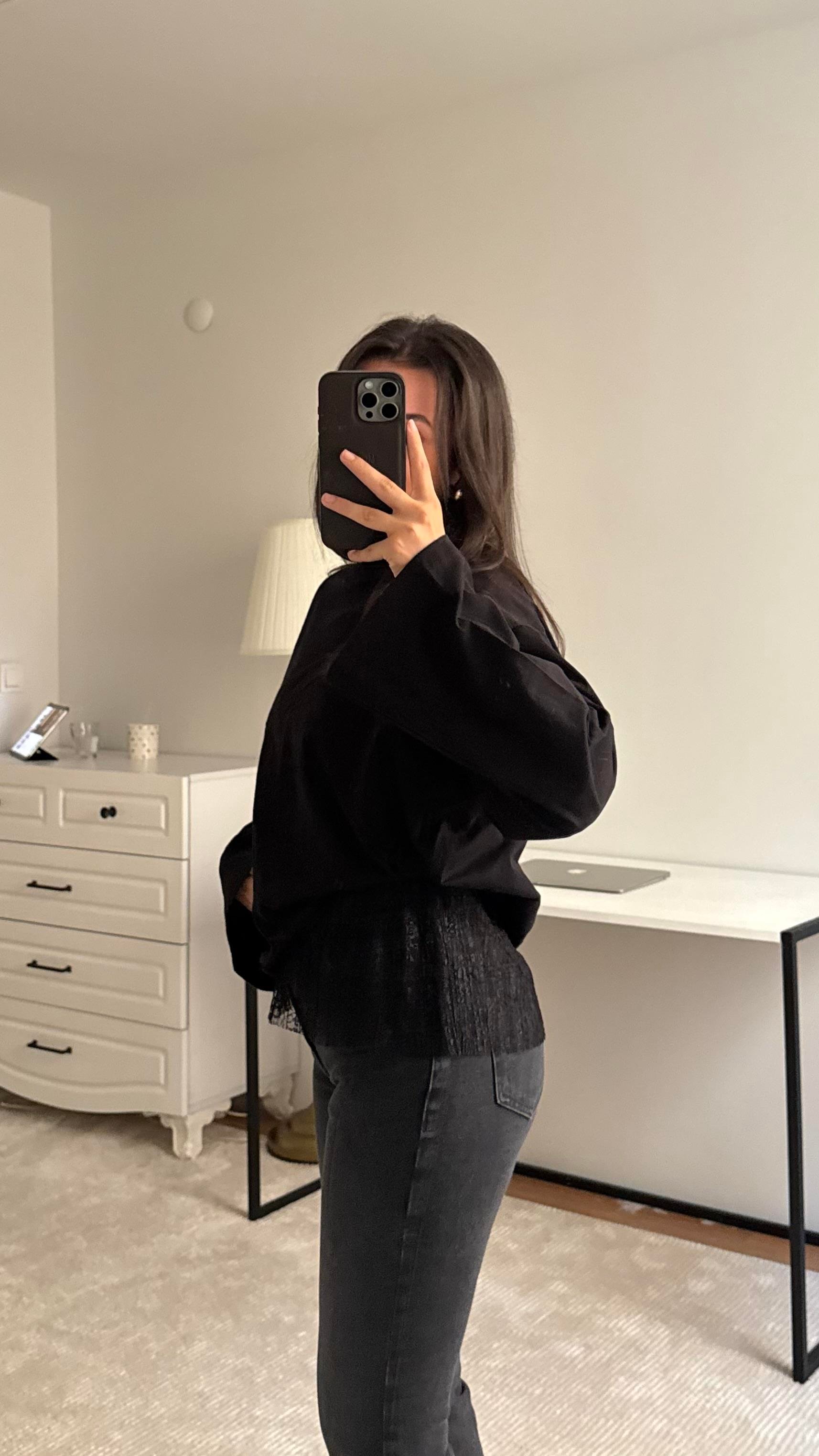 Marka Siyah Dantel Bluz